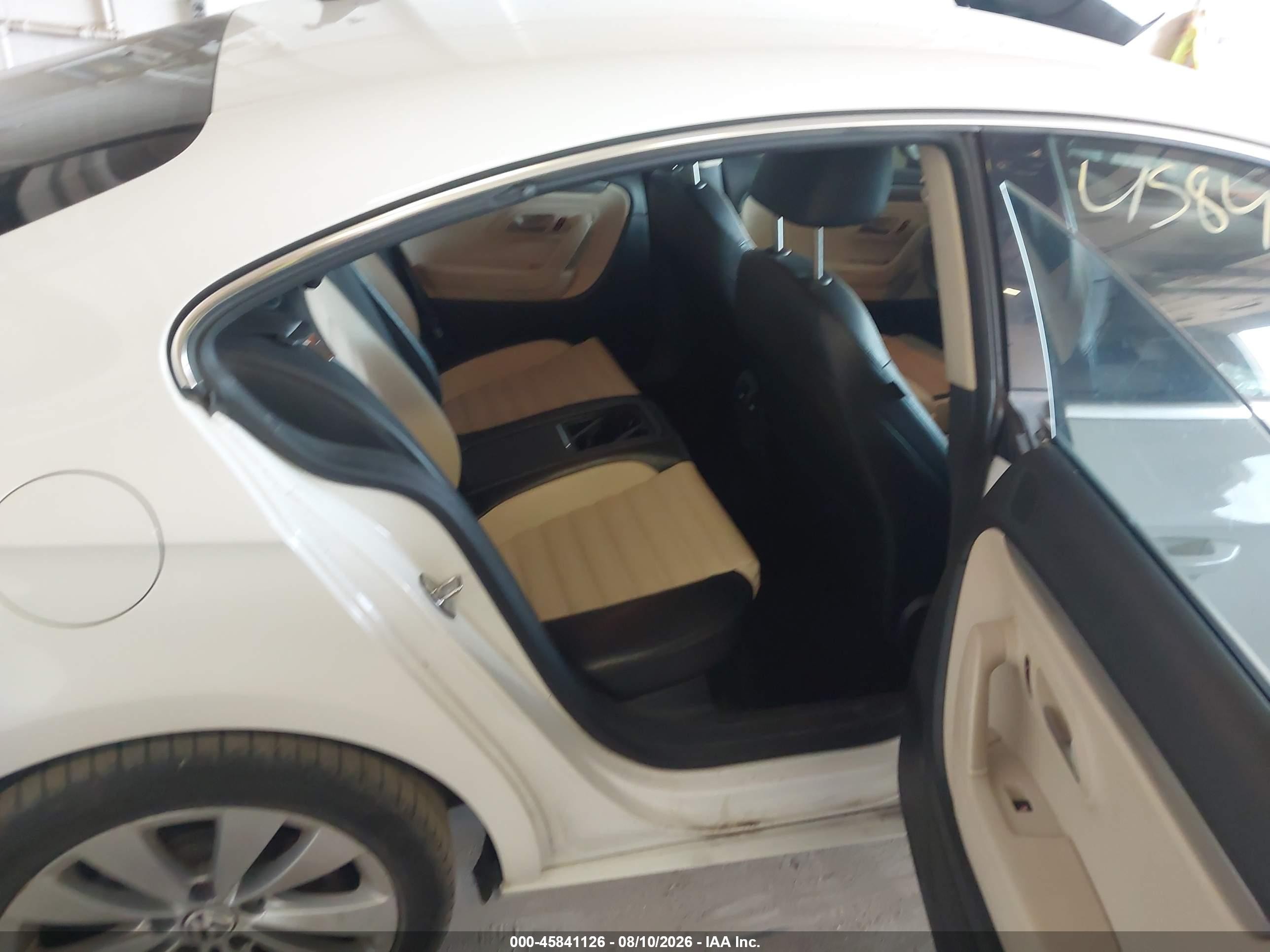 2011 Volkswagen Cc Sport Белый vin: WVWMP7ANXBE705622