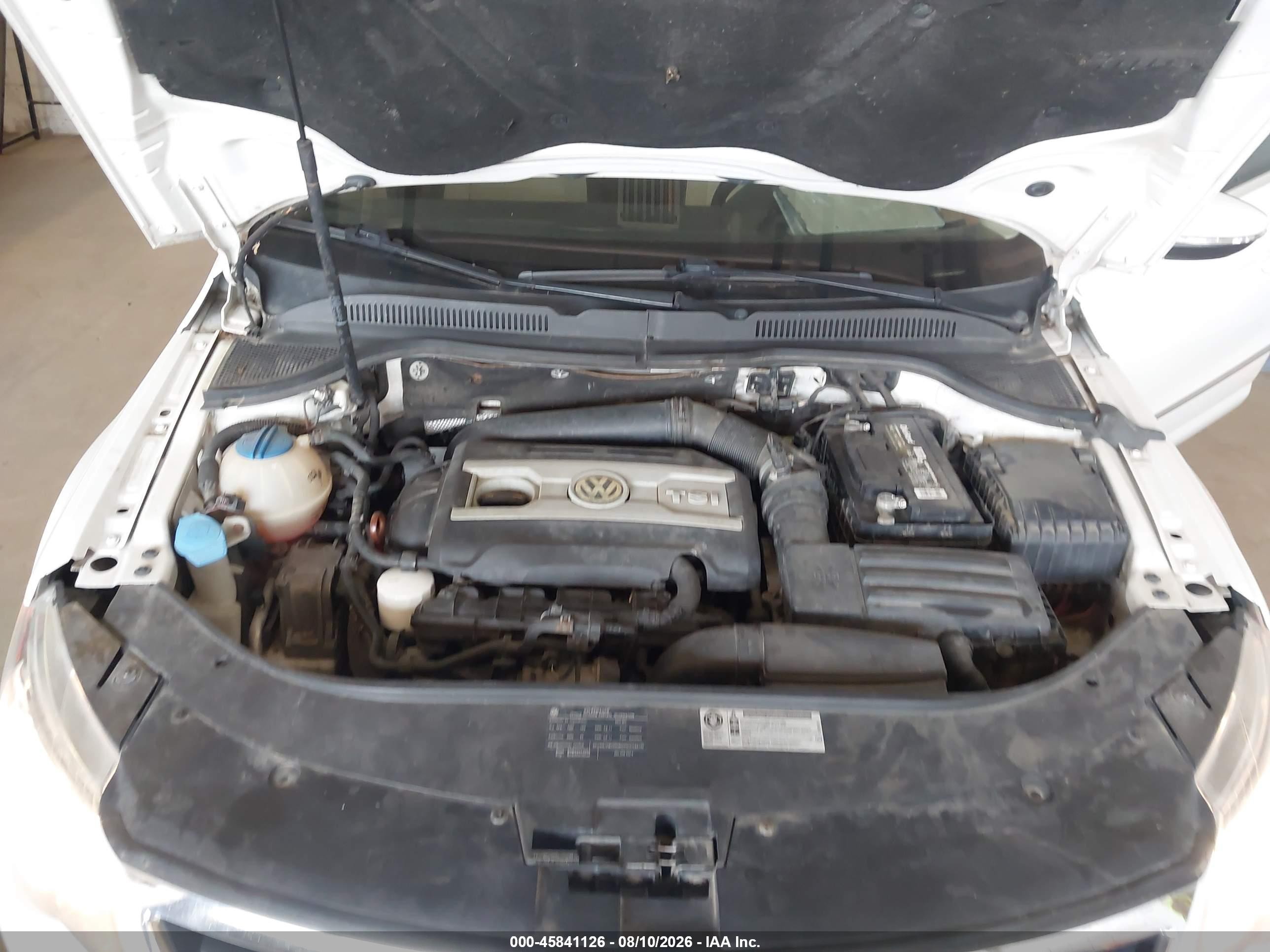 2011 Volkswagen Cc Sport Белый vin: WVWMP7ANXBE705622