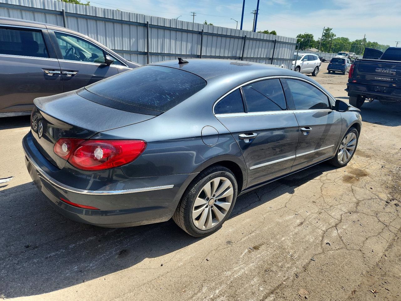 2009 Volkswagen Cc Sport Blue vin: WVWNL73C49E567677