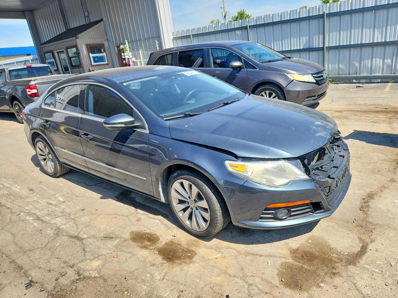 2009 Volkswagen Cc Sport Blue vin: WVWNL73C49E567677