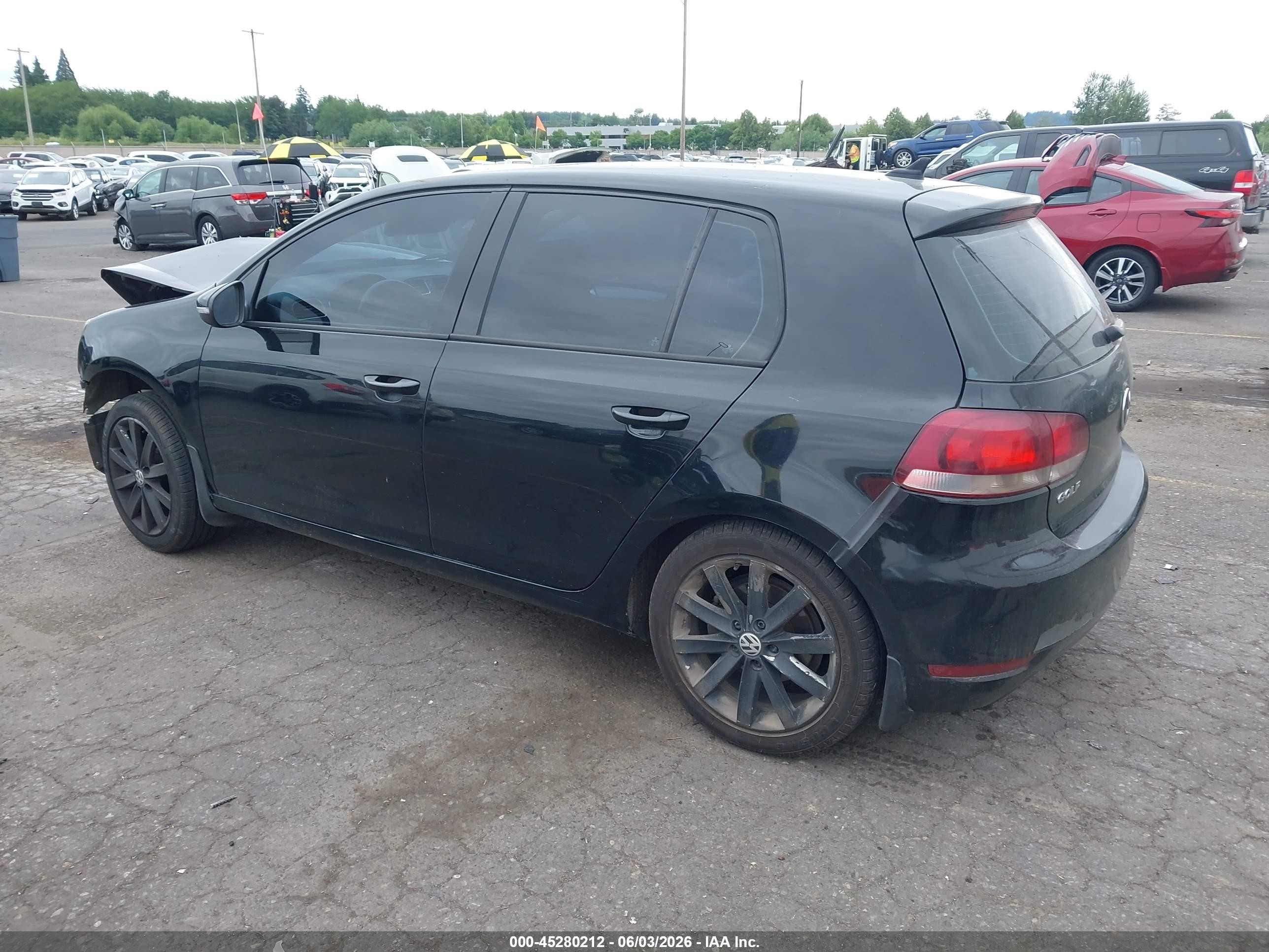 2011 Volkswagen Golf Tdi 4-door Black vin: WVWNM7AJ2BW141114