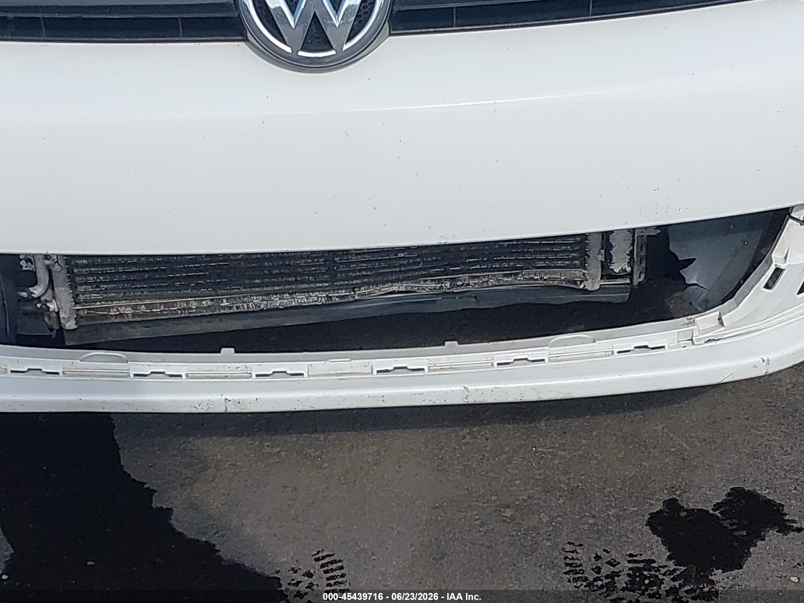 2012 Volkswagen Golf Tdi 4-door White vin: WVWNM7AJ2CW035862