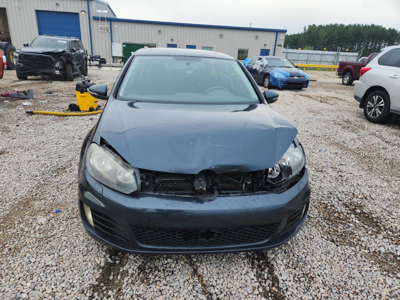 2011 Volkswagen Golf Синий vin: WVWNM7AJ3BW204768