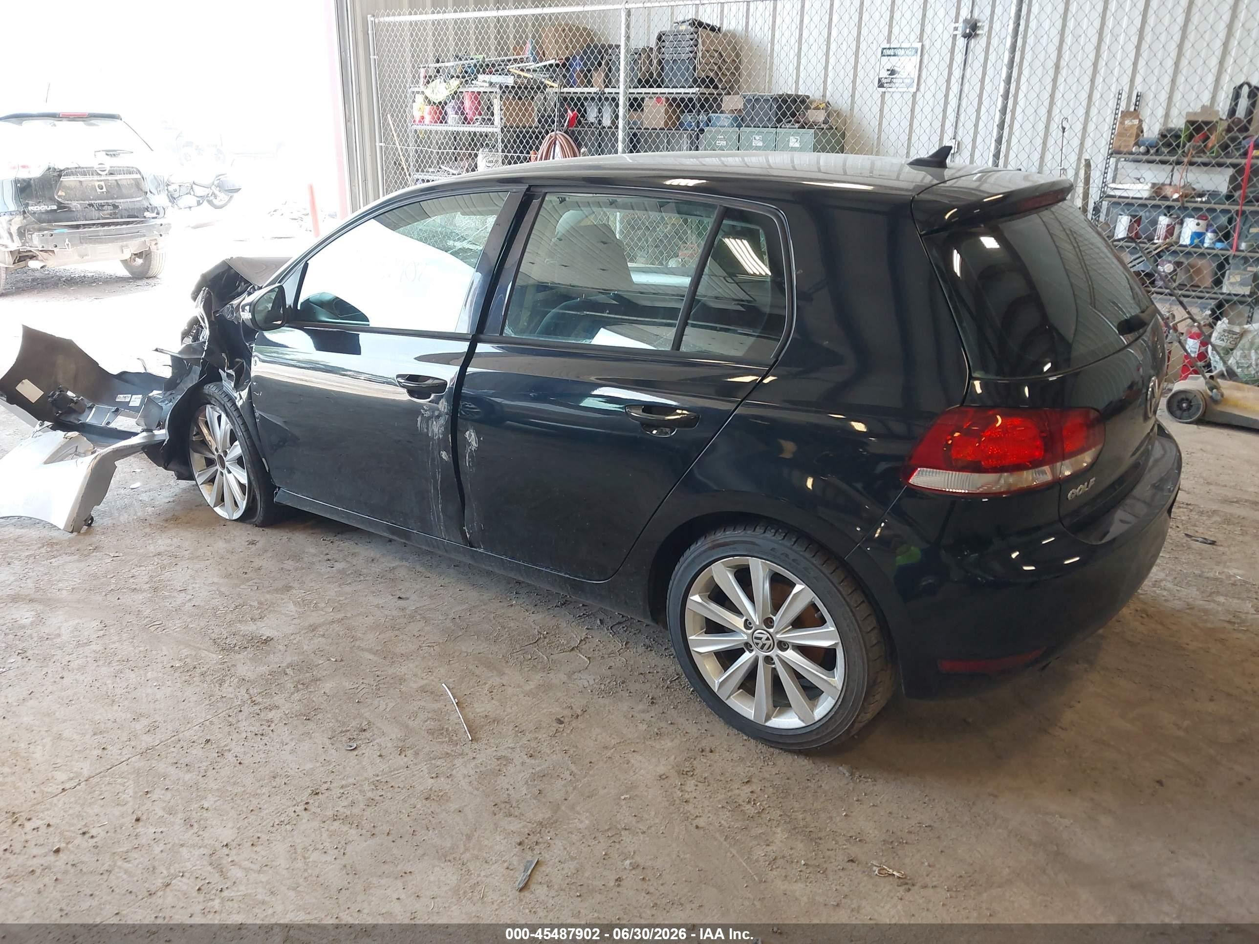2012 Volkswagen Golf Tdi 4-door Black vin: WVWNM7AJ4CW286396