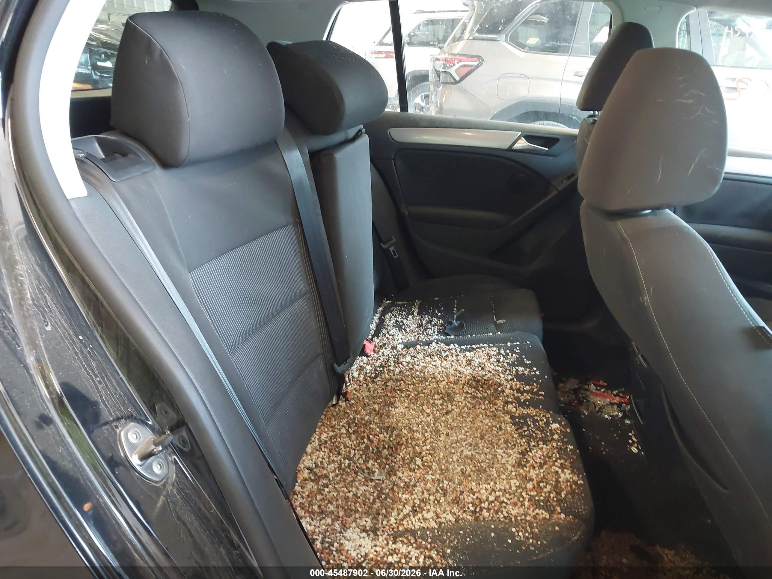 2012 Volkswagen Golf Tdi 4-door Black vin: WVWNM7AJ4CW286396