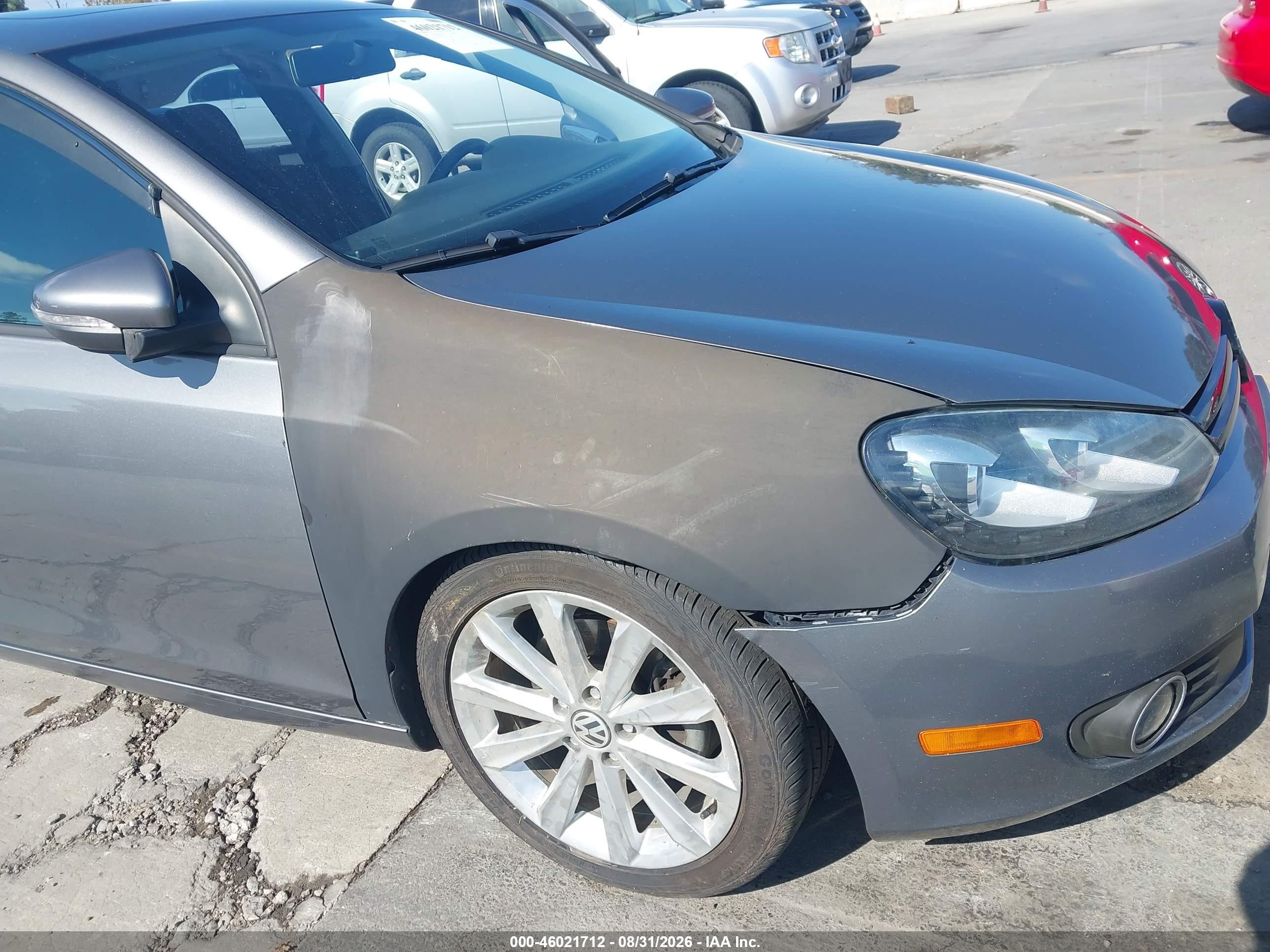 2013 Volkswagen Golf 2.0l Tdi 4-door Gray vin: WVWNM7AJ5DW132412