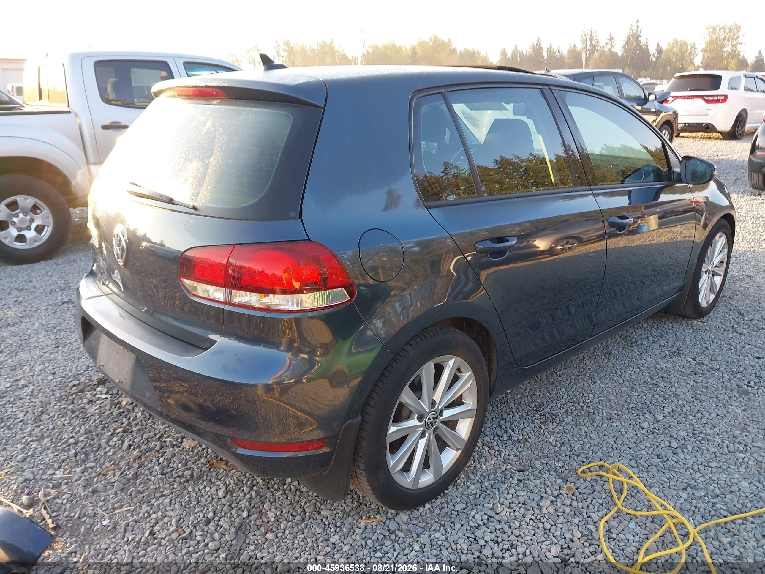 2012 Volkswagen Golf Tdi 4-door Blue vin: WVWNM7AJ6CW251908