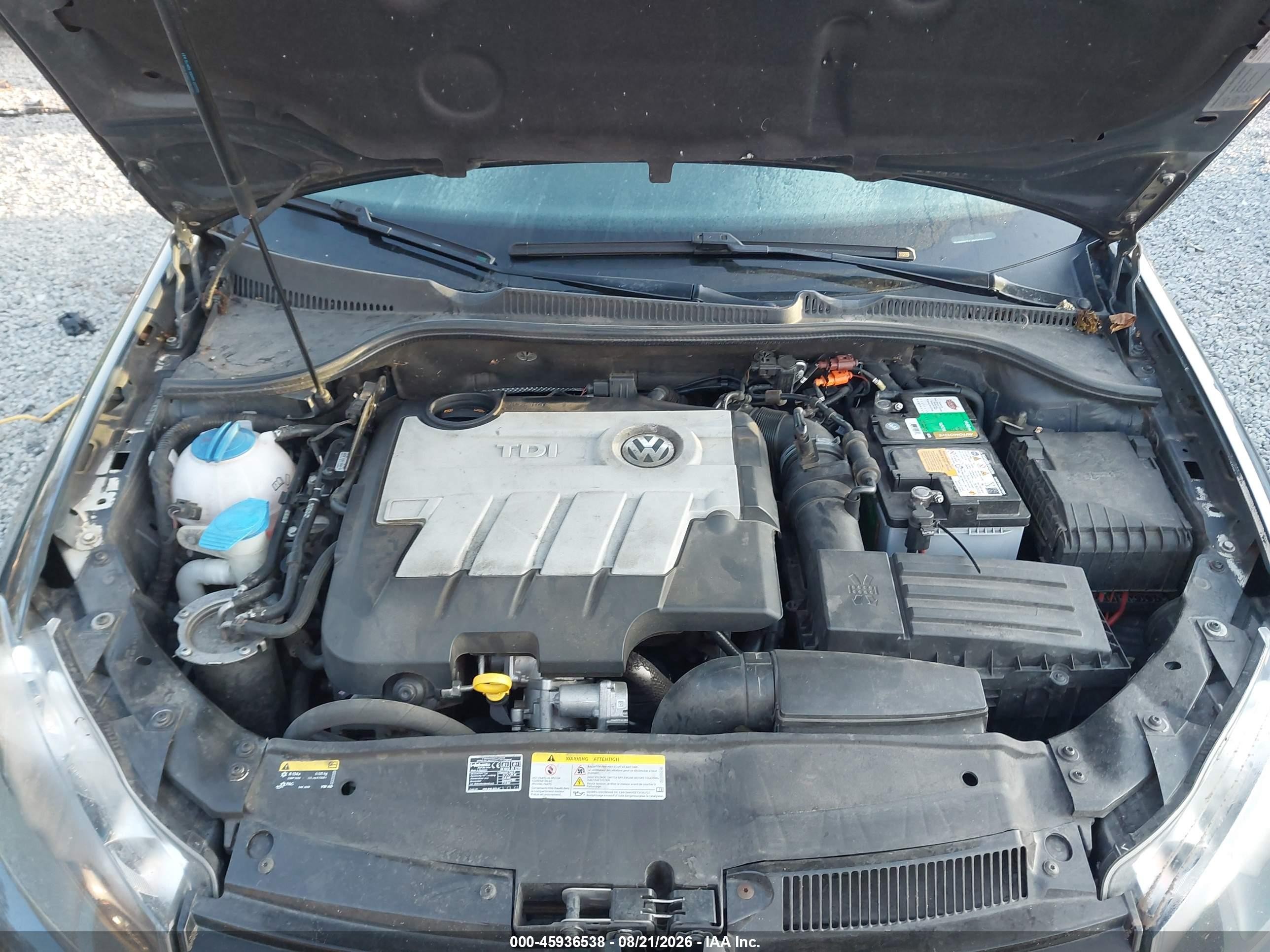 2012 Volkswagen Golf Tdi 4-door Blue vin: WVWNM7AJ6CW251908