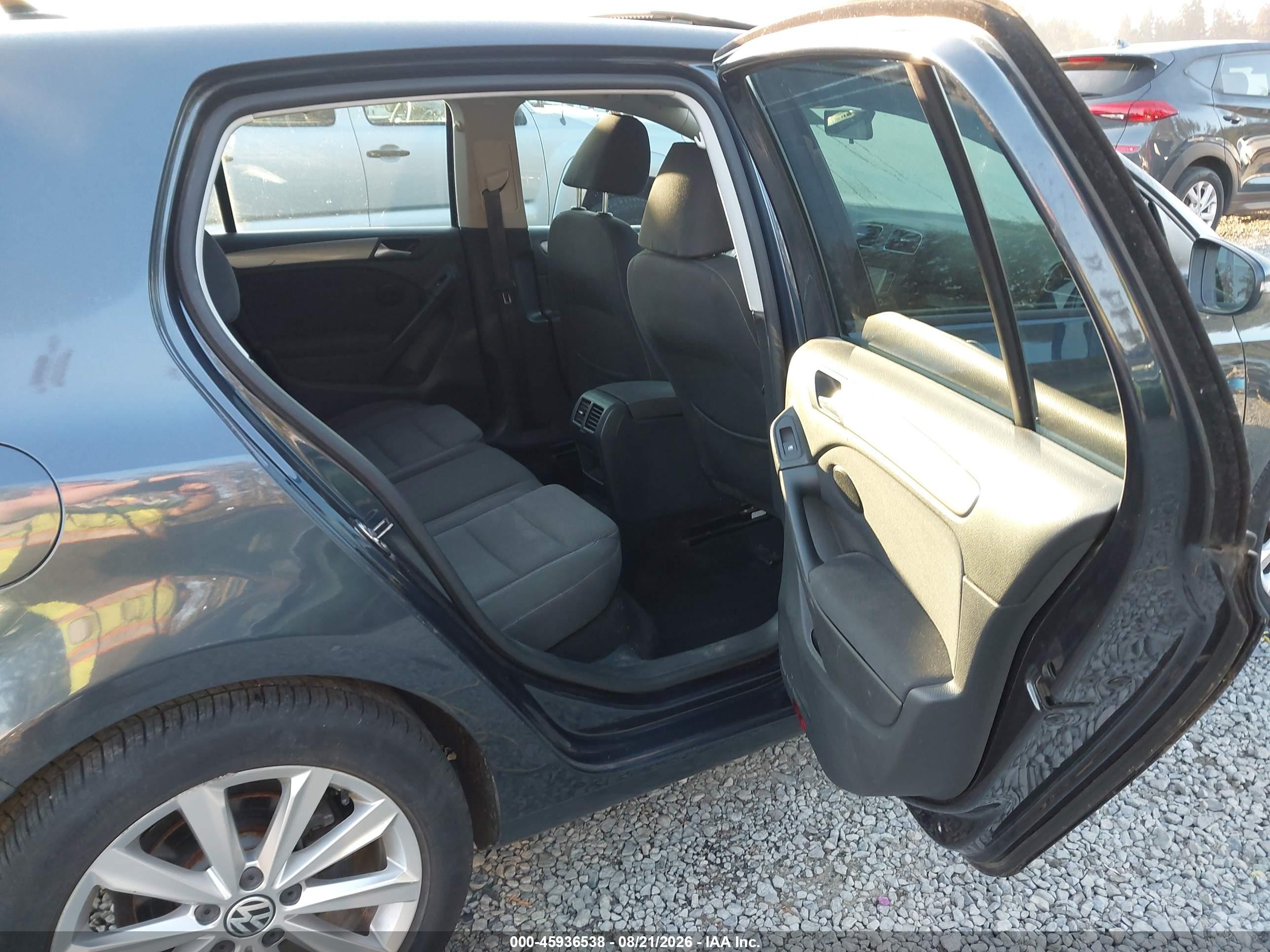 2012 Volkswagen Golf Tdi 4-door Blue vin: WVWNM7AJ6CW251908