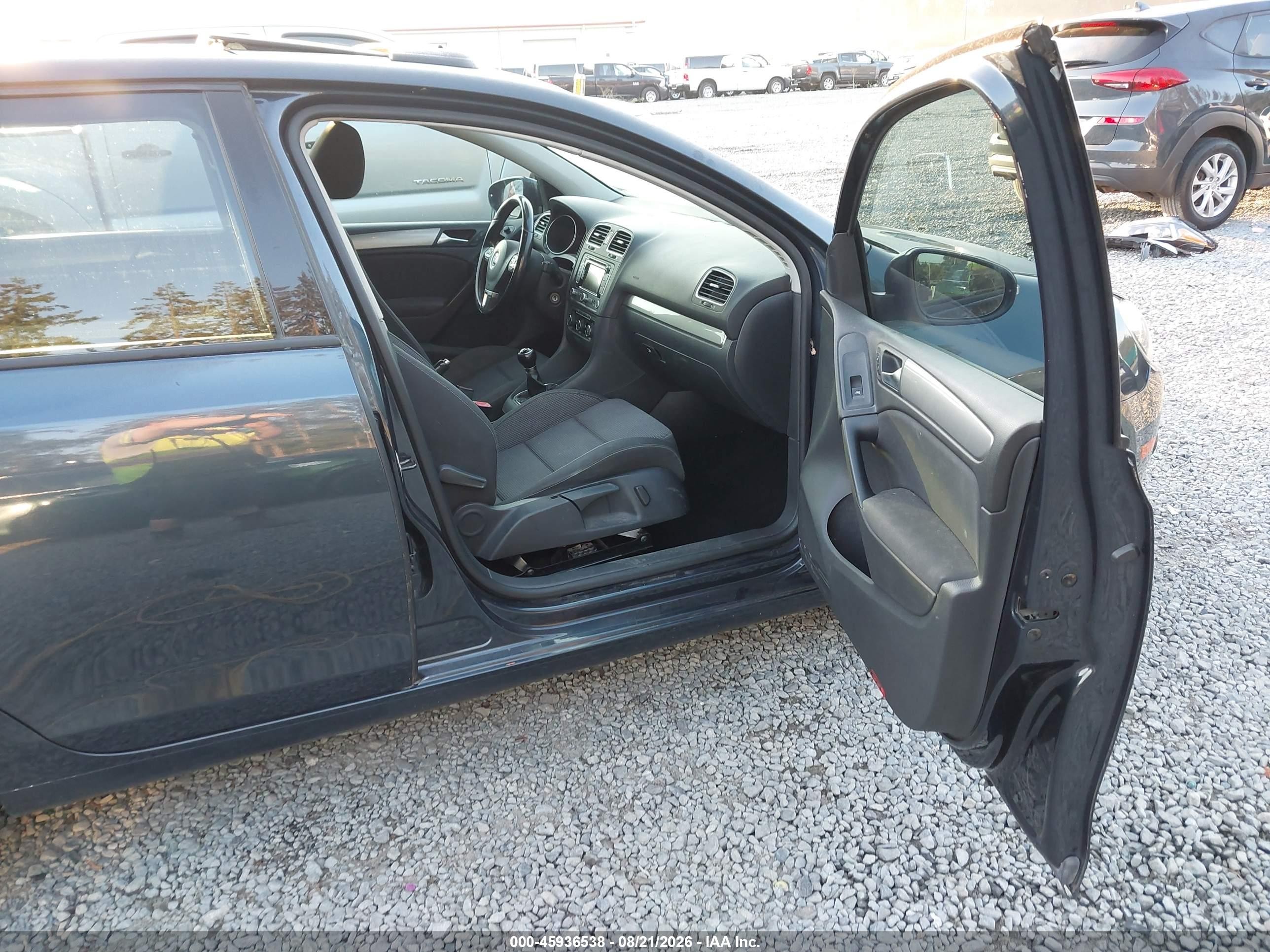 2012 Volkswagen Golf Tdi 4-door Blue vin: WVWNM7AJ6CW251908
