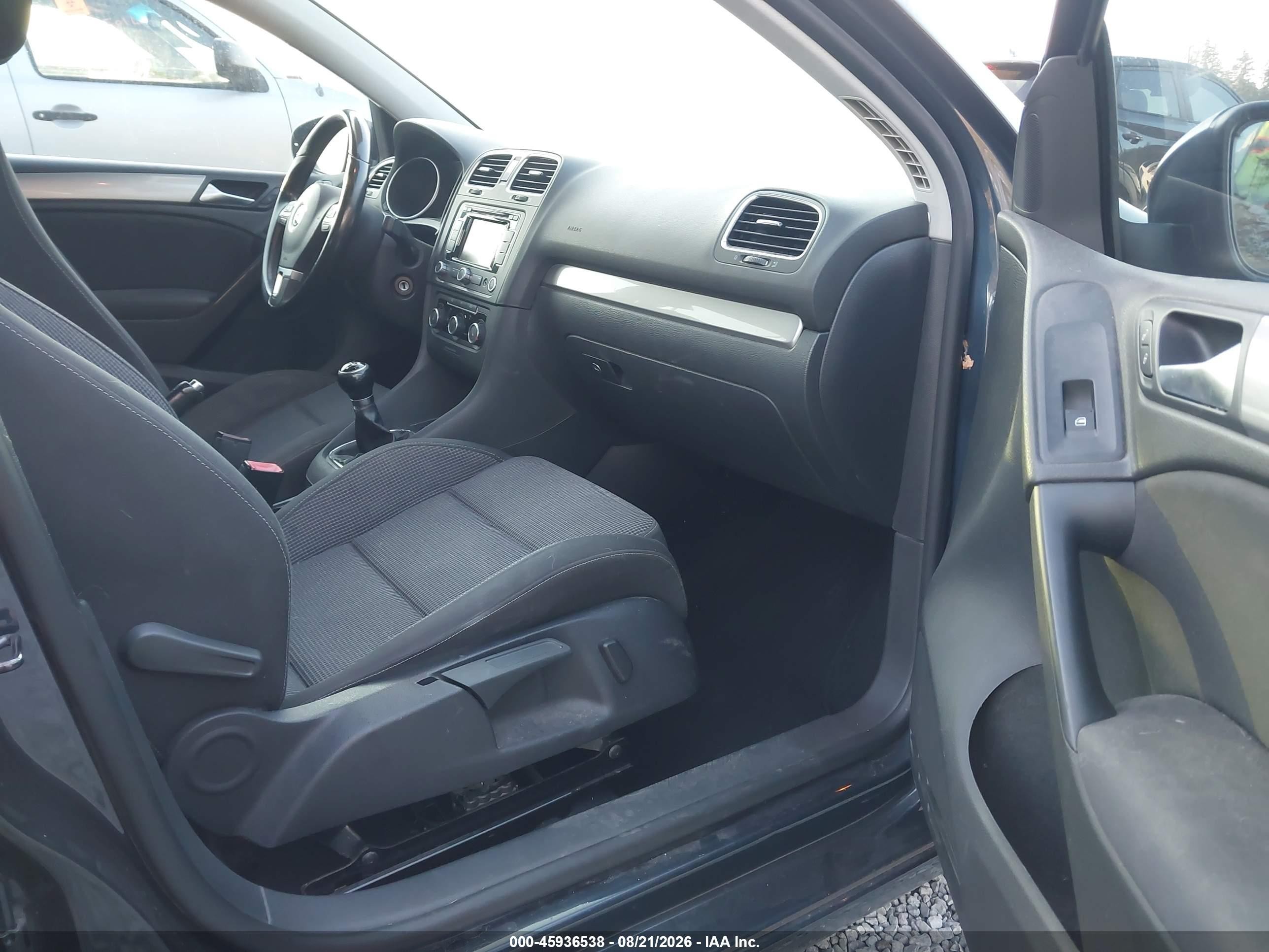 2012 Volkswagen Golf Tdi 4-door Blue vin: WVWNM7AJ6CW251908