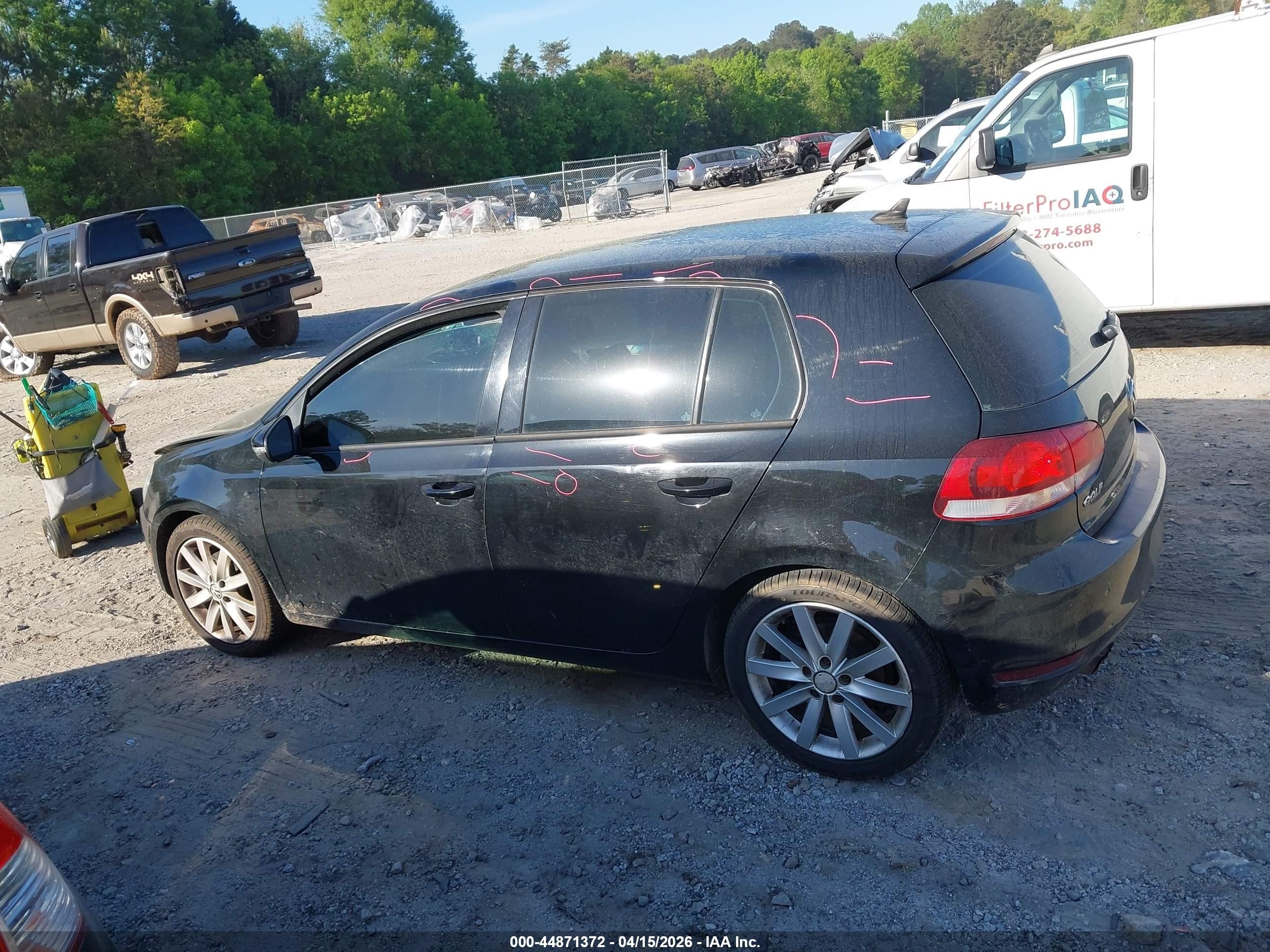 2011 Volkswagen Golf Tdi 4-door Black vin: WVWNM9AJ7BW191681