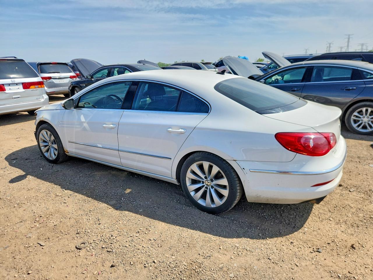 2010 Volkswagen Cc Sport Белый vin: WVWNN7AN4AE554320