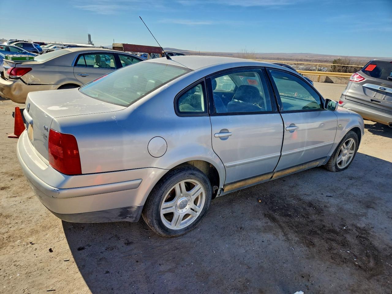 2002 Volkswagen Passat Glx Silver vin: WVWPD23B3YE206116