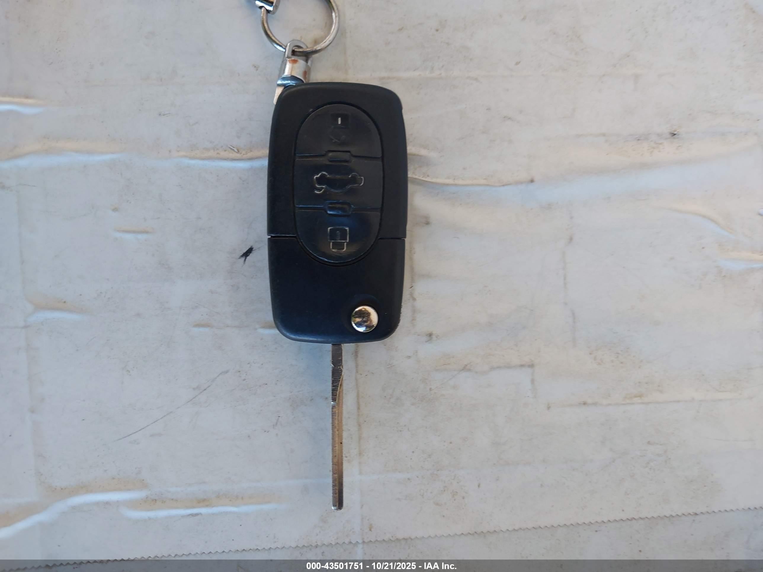 2000 Volkswagen Passat Glx Зеленый vin: WVWPD23B8YP212224