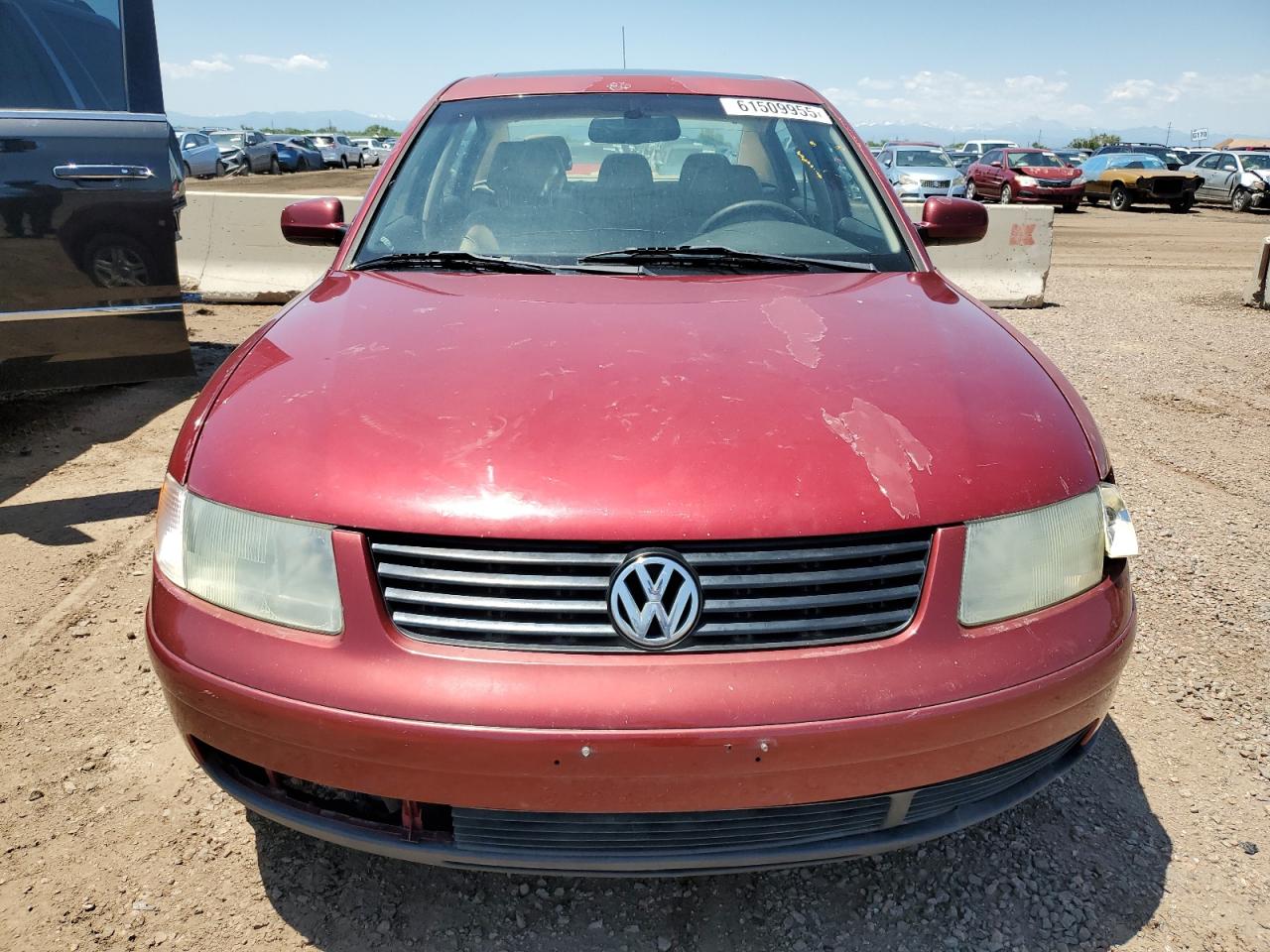 2000 Volkswagen Passat Glx Maroon vin: WVWPD23B9YP211602
