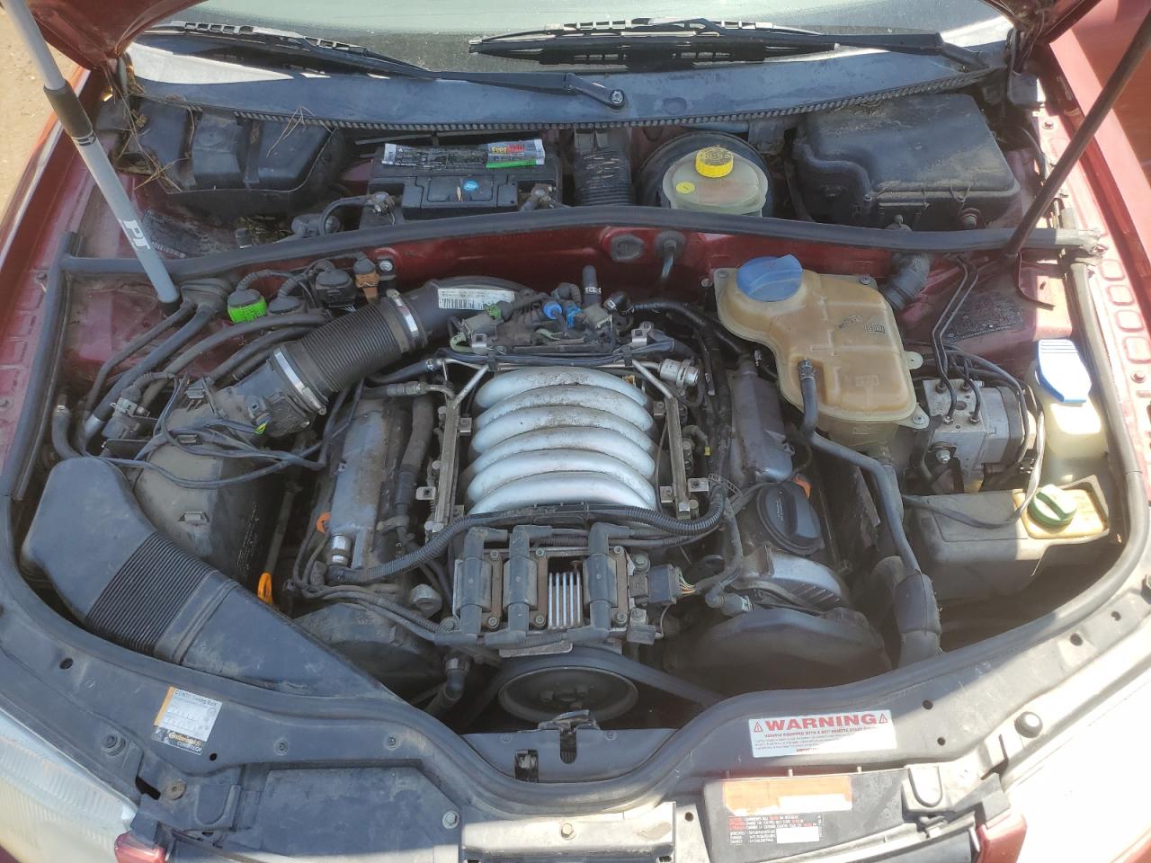 2000 Volkswagen Passat Glx Maroon vin: WVWPD23B9YP211602