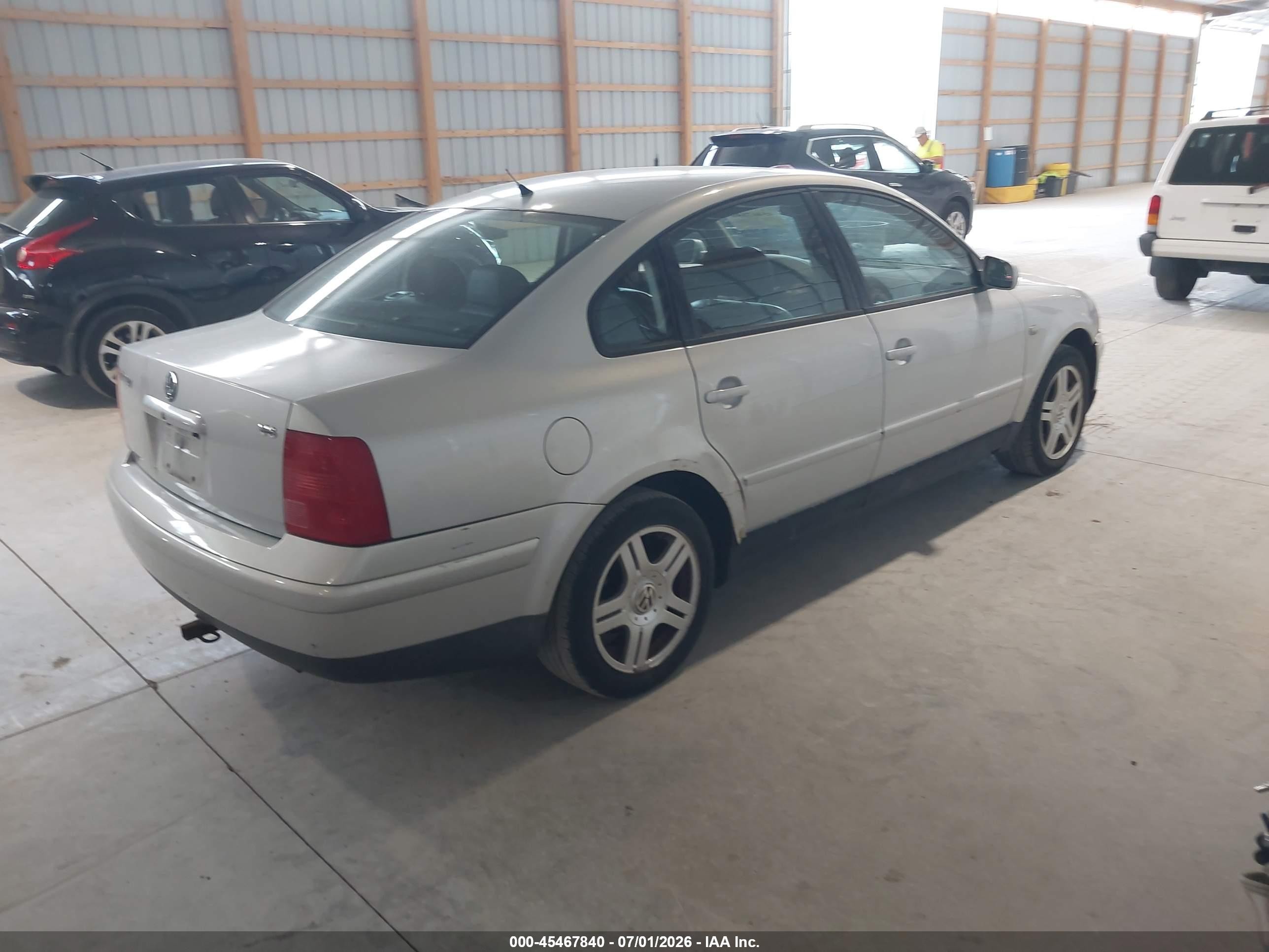 2000 Volkswagen Passat Glx Silver vin: WVWPD23B9YP292648