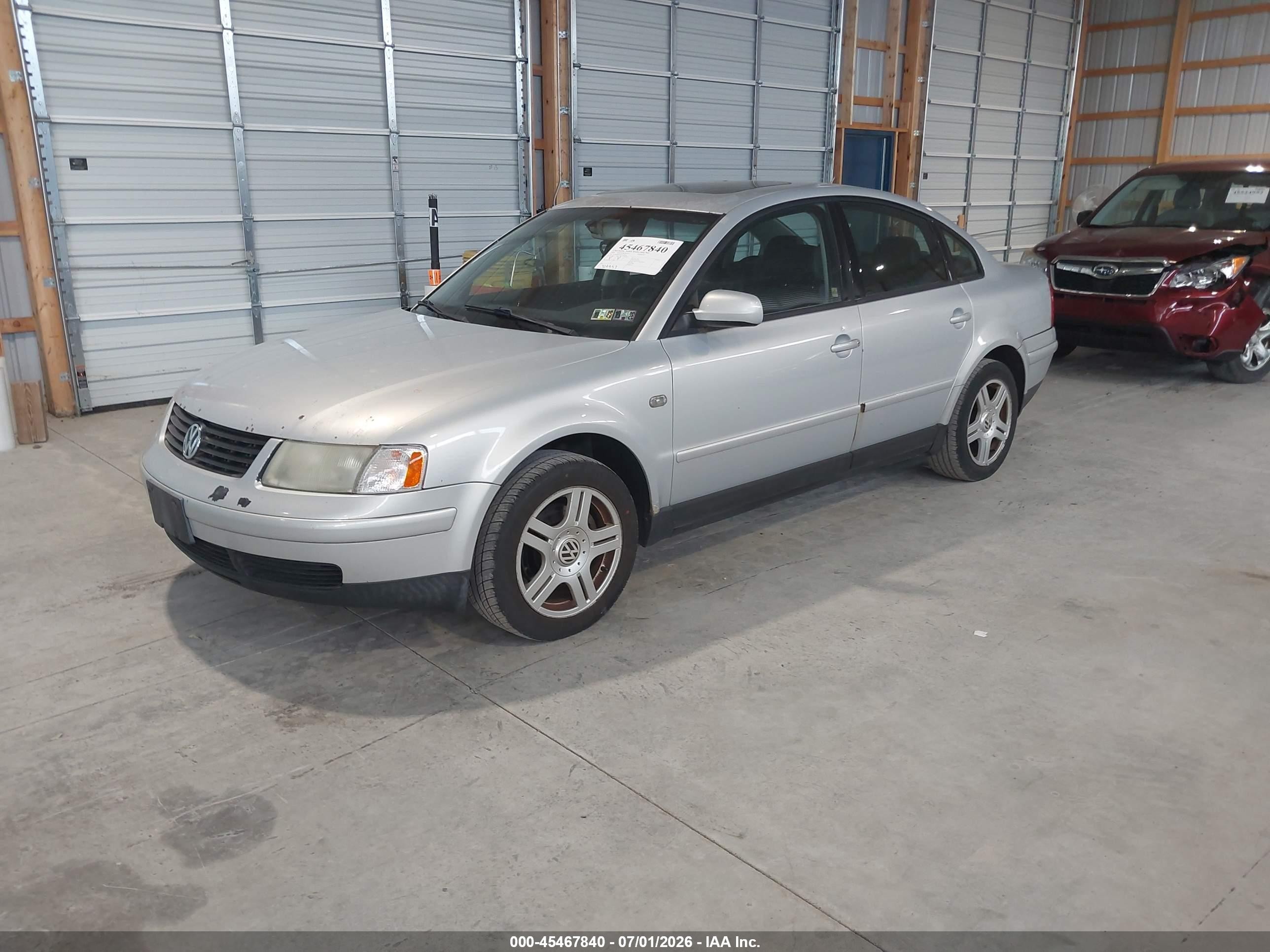 2000 Volkswagen Passat Glx Silver vin: WVWPD23B9YP292648