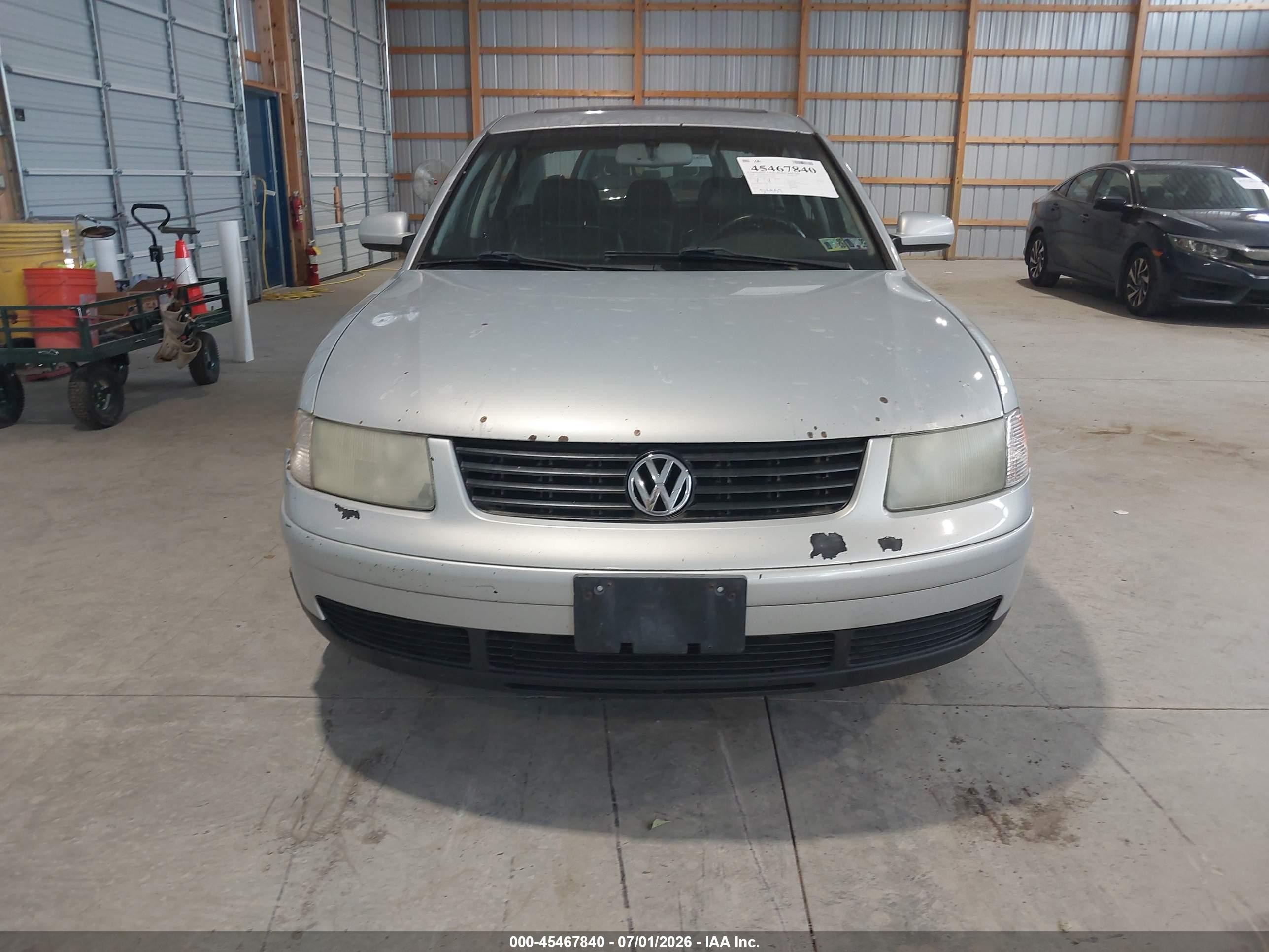 2000 Volkswagen Passat Glx Silver vin: WVWPD23B9YP292648