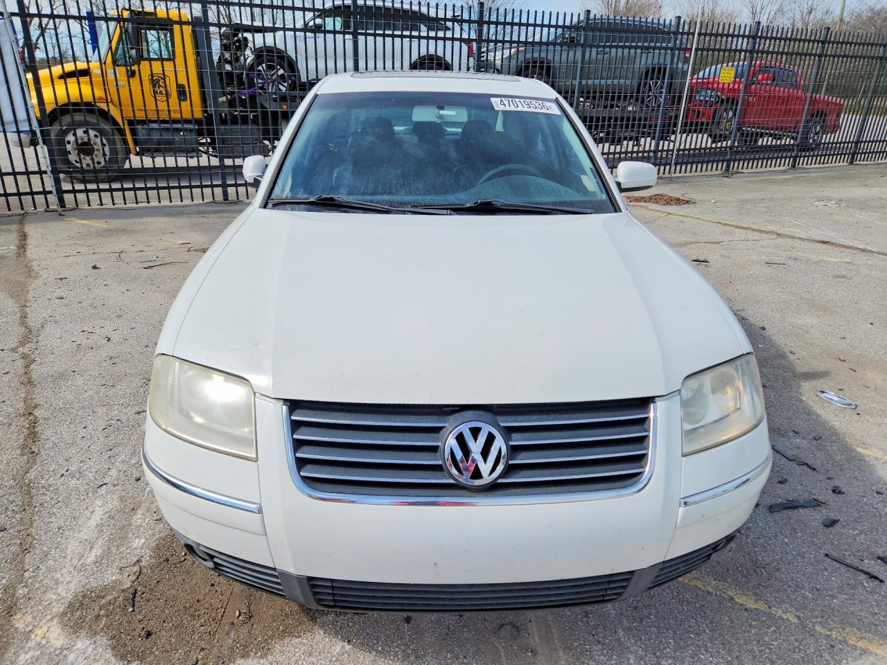2002 Volkswagen Passat Gls White vin: WVWPD63B02P172106