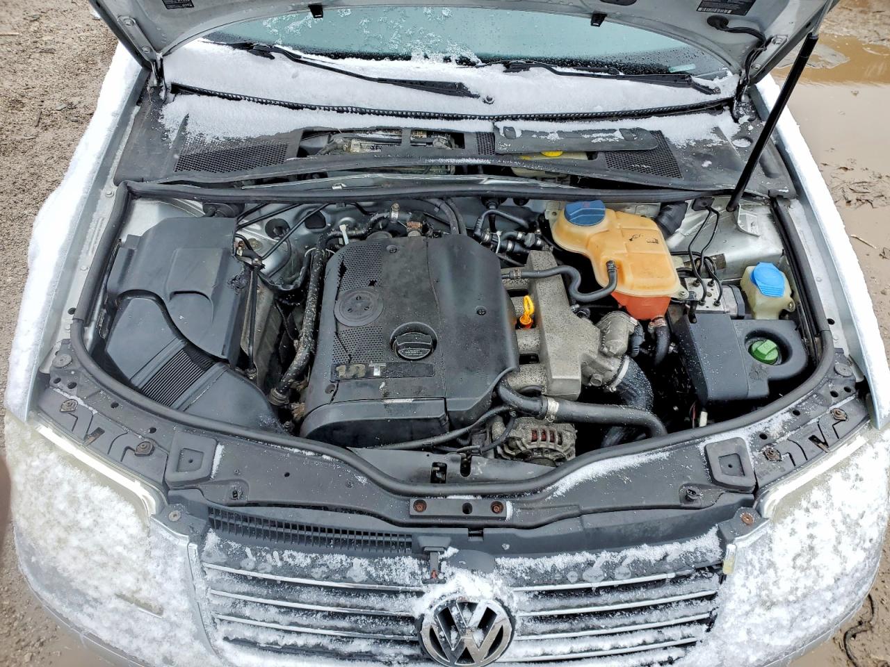 2002 Volkswagen Passat Gls Silver vin: WVWPD63B02P181971