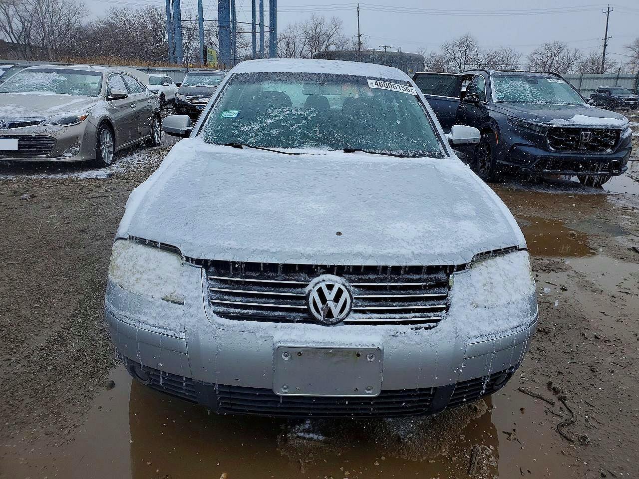 2002 Volkswagen Passat Gls Silver vin: WVWPD63B02P181971
