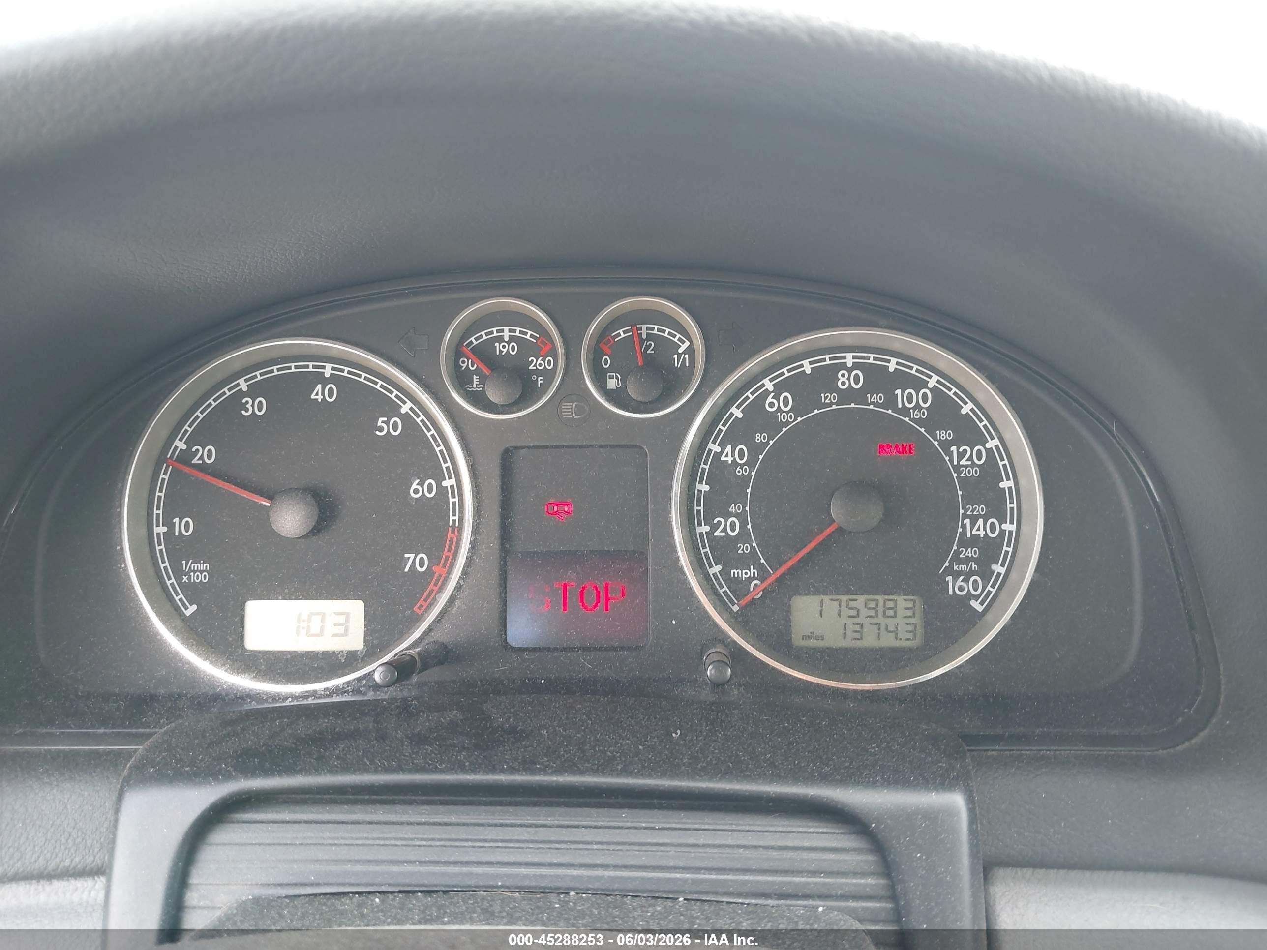 2002 Volkswagen Passat Gls Green vin: WVWPD63B02P184630