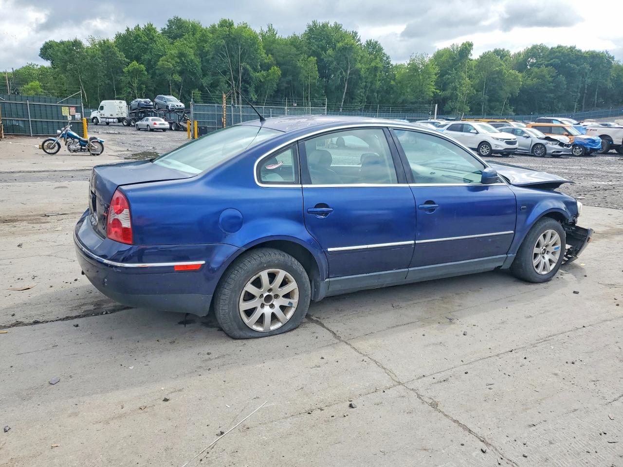 2003 Volkswagen Passat Gls Синий vin: WVWPD63B03P055434