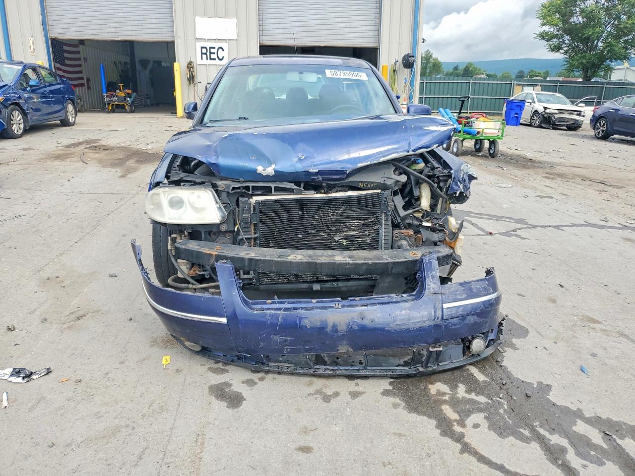 2003 Volkswagen Passat Gls Синий vin: WVWPD63B03P055434