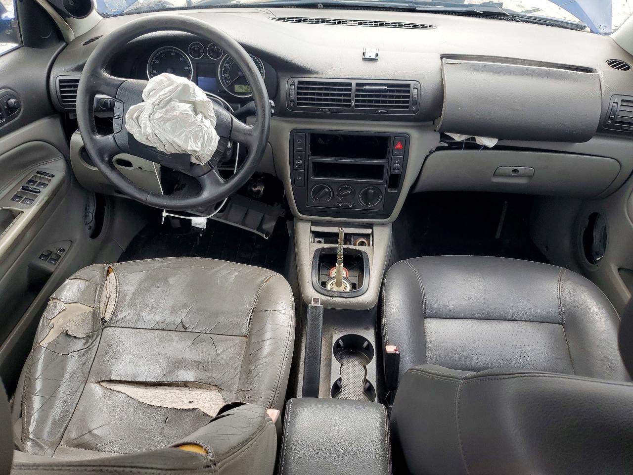 2003 Volkswagen Passat Gls Синий vin: WVWPD63B03P055434
