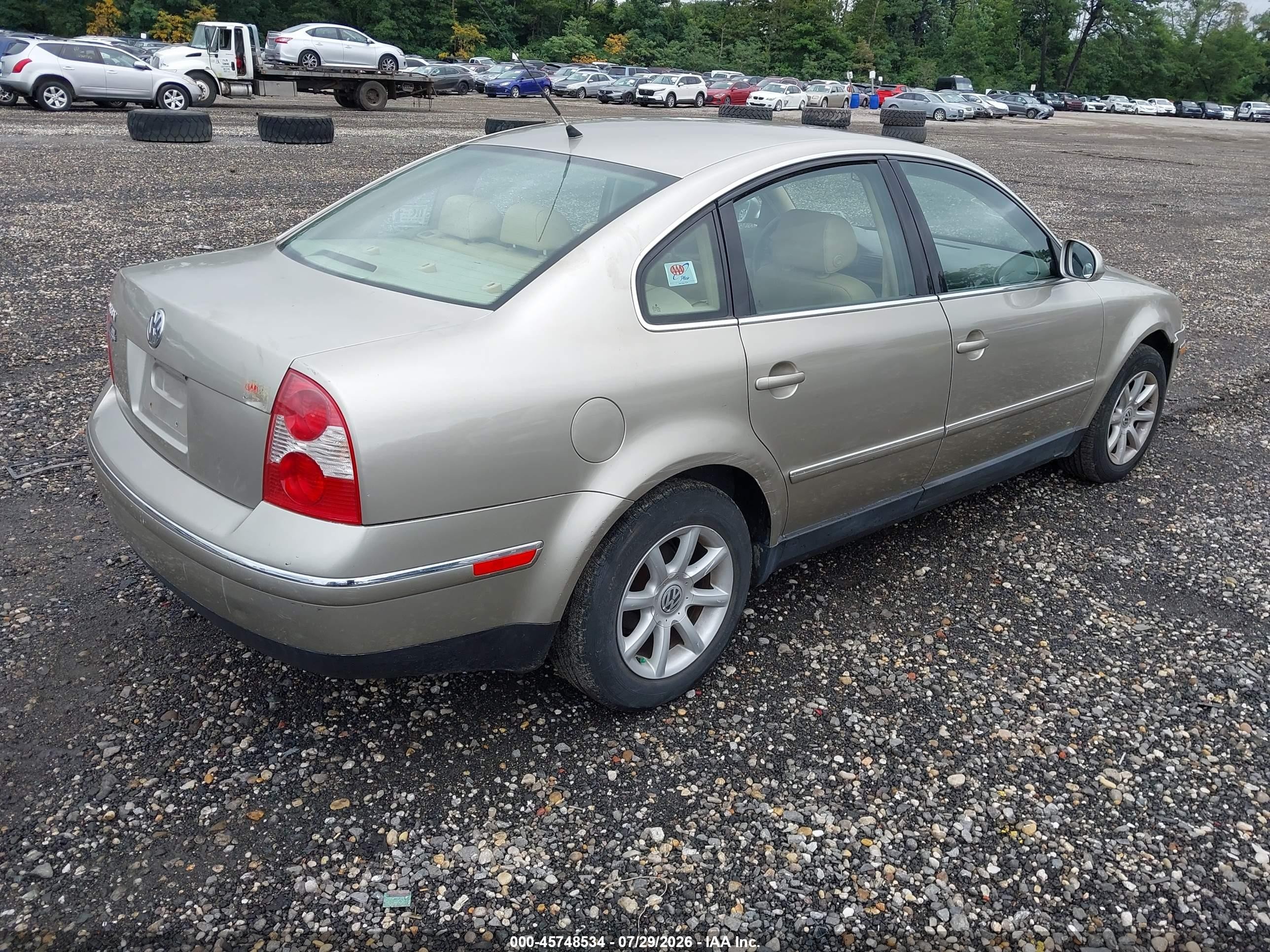 2004 Volkswagen Passat Gls Tan vin: WVWPD63B04E182424