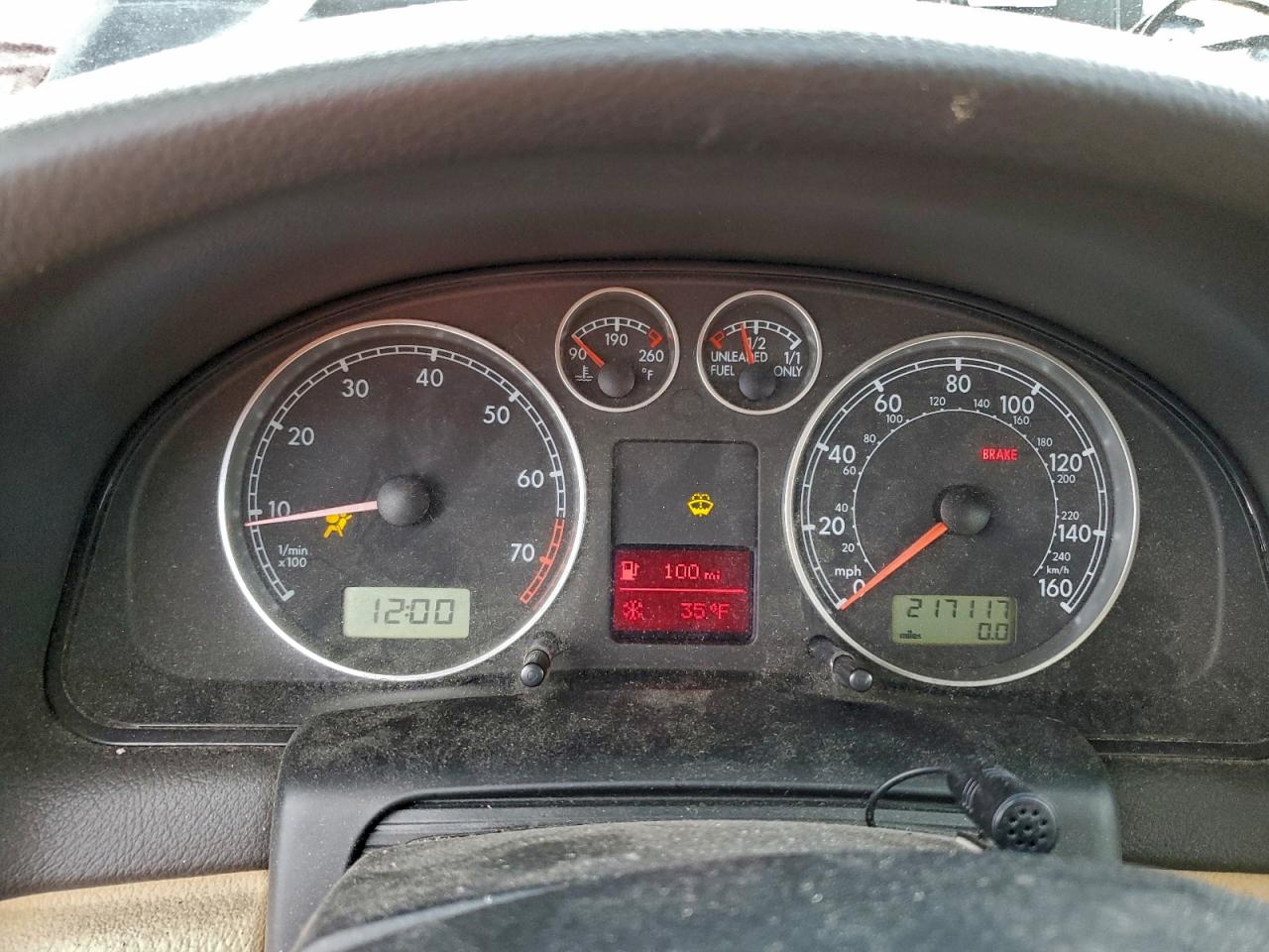 2001 Volkswagen Passat Gls Black vin: WVWPD63B11P268731