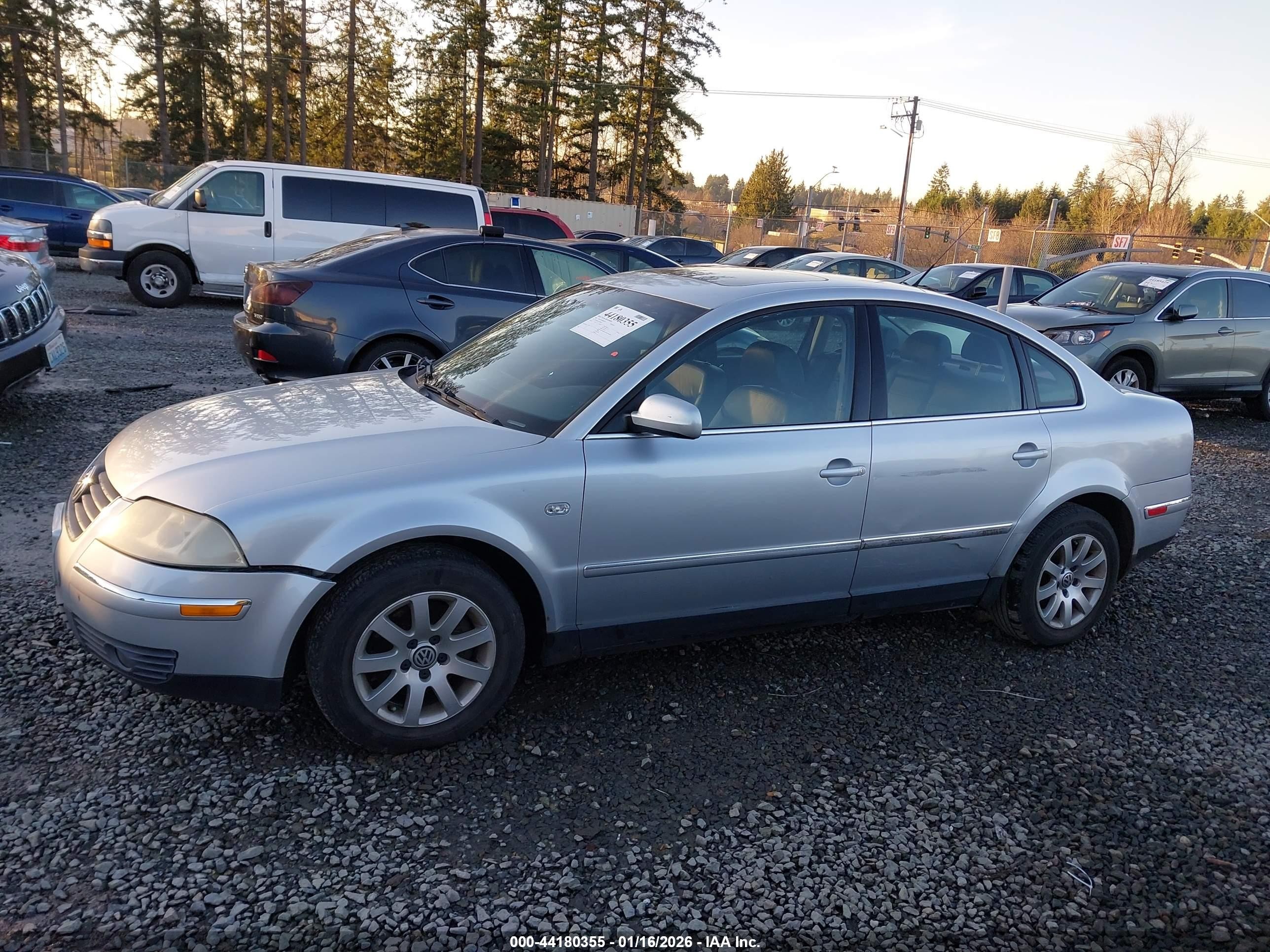 2002 Volkswagen Passat Gls Silver vin: WVWPD63B12E388607