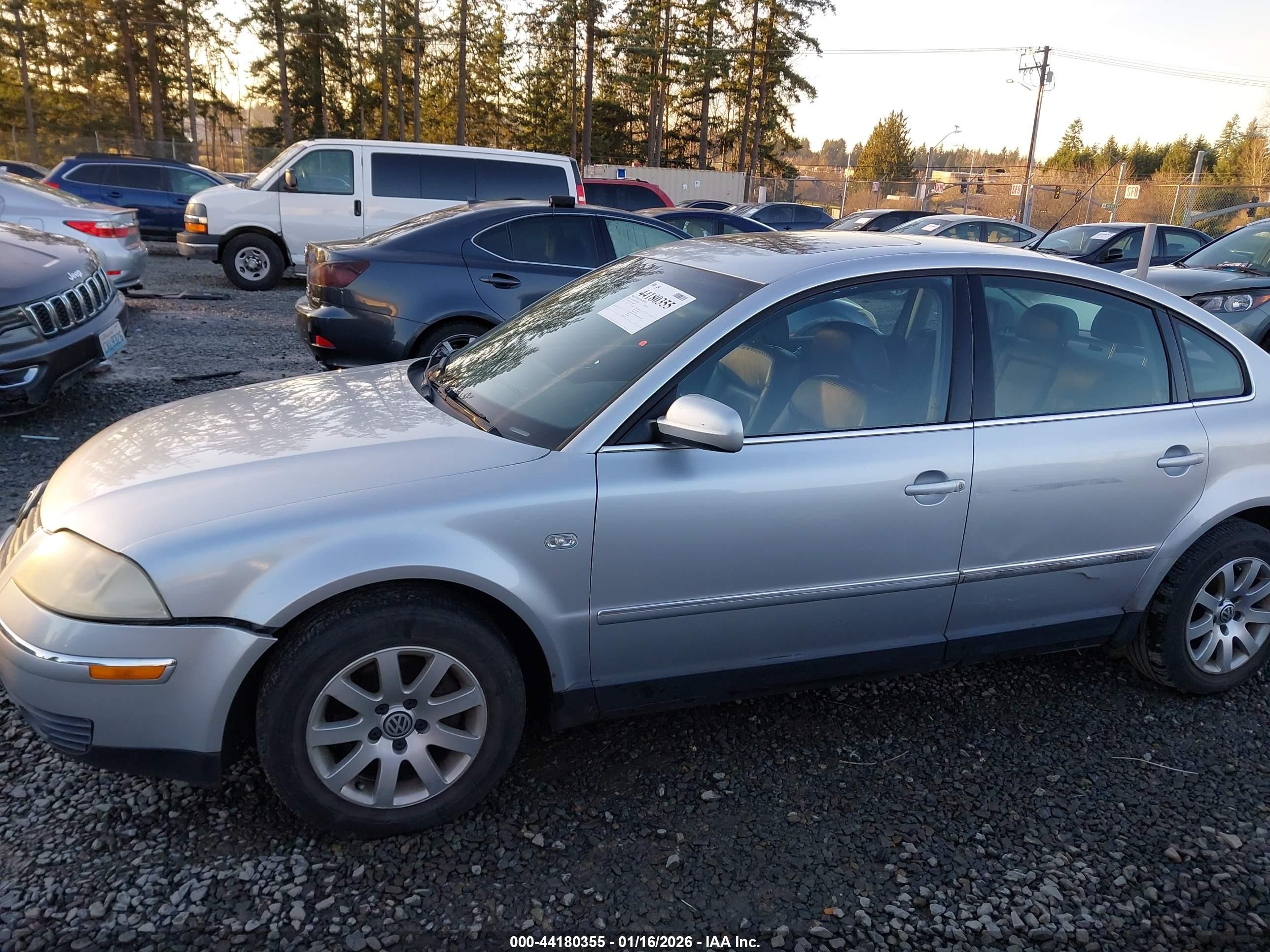 2002 Volkswagen Passat Gls Silver vin: WVWPD63B12E388607