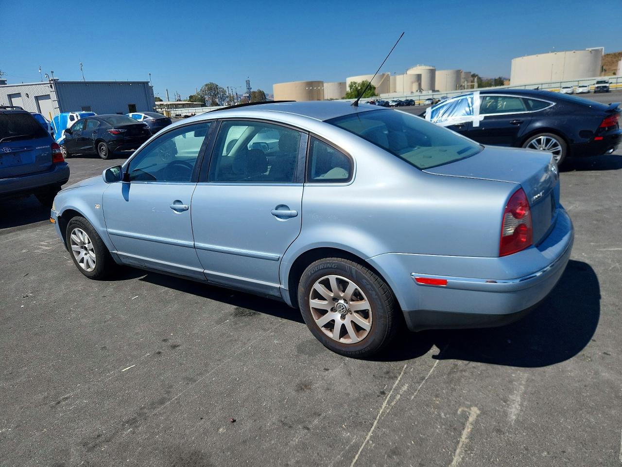 2003 Volkswagen Passat Gls Blue vin: WVWPD63B13P398026