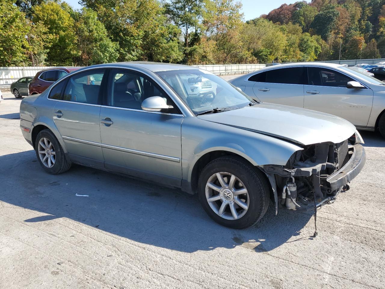 2004 Volkswagen Passat Gls Серебряный vin: WVWPD63B14E181489