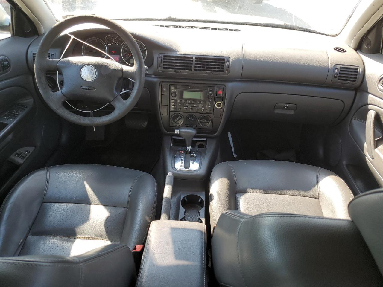 2004 Volkswagen Passat Gls Серебряный vin: WVWPD63B14E181489