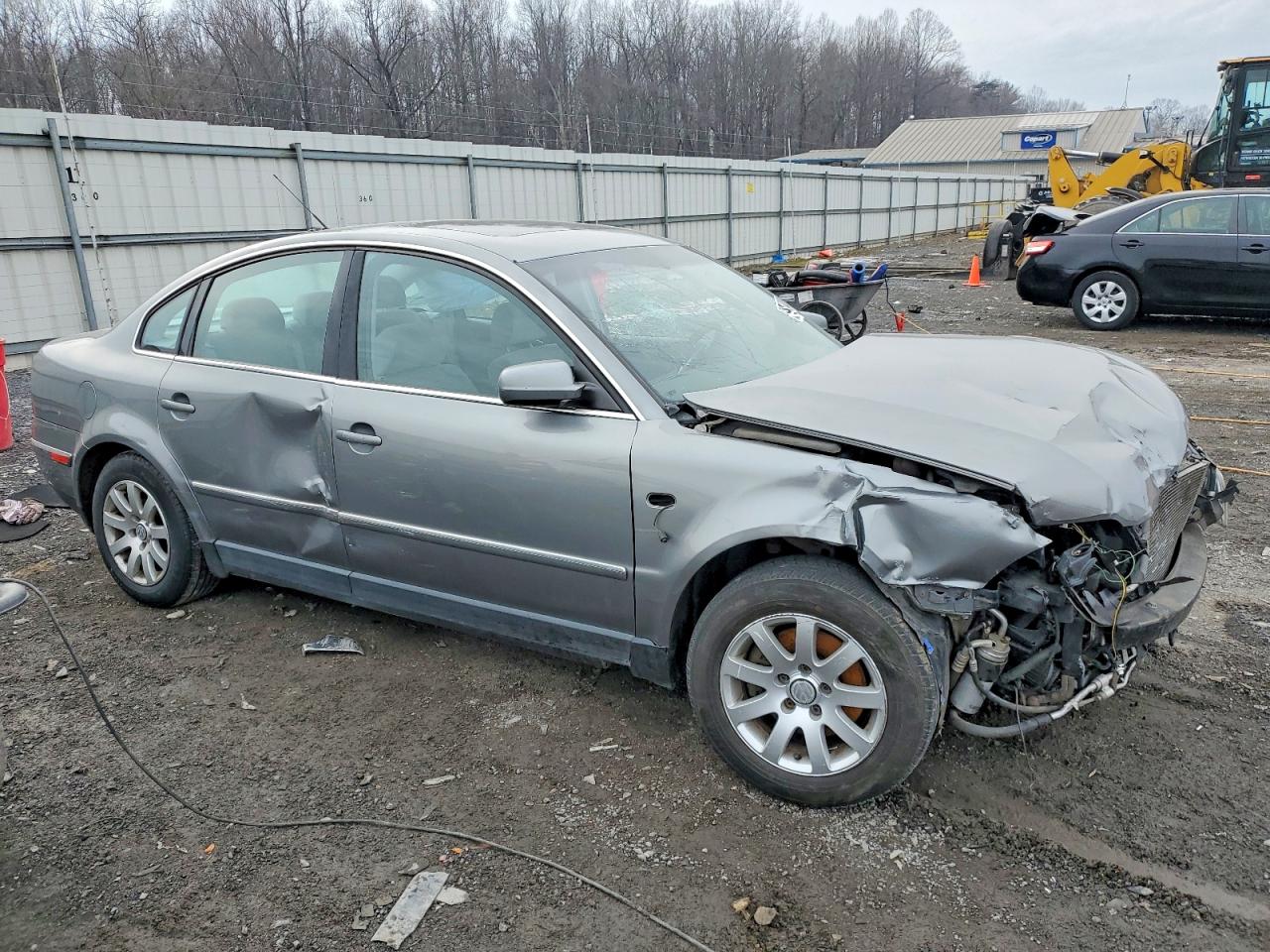 2001 Volkswagen Passat Gls Silver vin: WVWPD63B21P138344