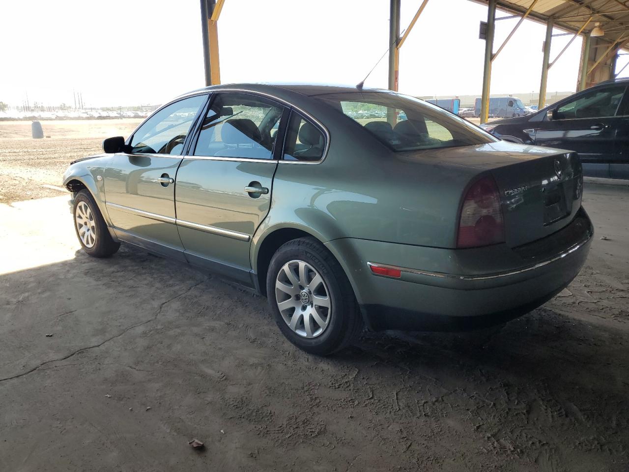 2002 Volkswagen Passat Gls Green vin: WVWPD63B22P287614