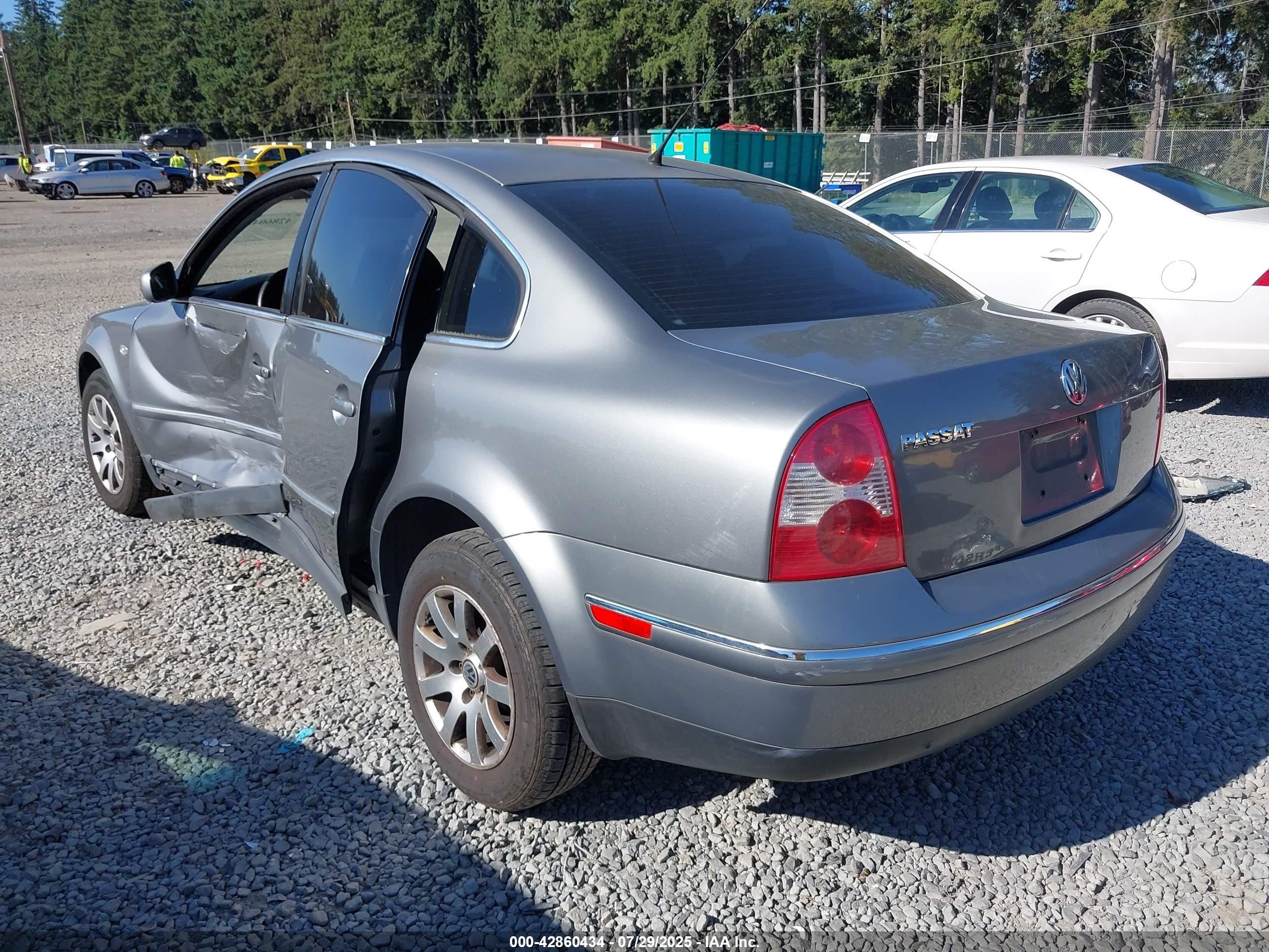 2002 Volkswagen Passat Gls Silver vin: WVWPD63B22P357449