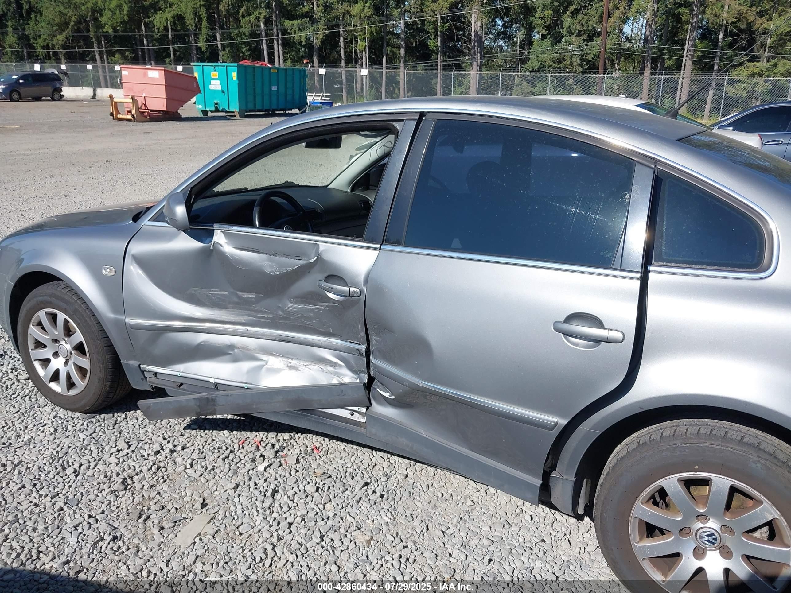 2002 Volkswagen Passat Gls Silver vin: WVWPD63B22P357449