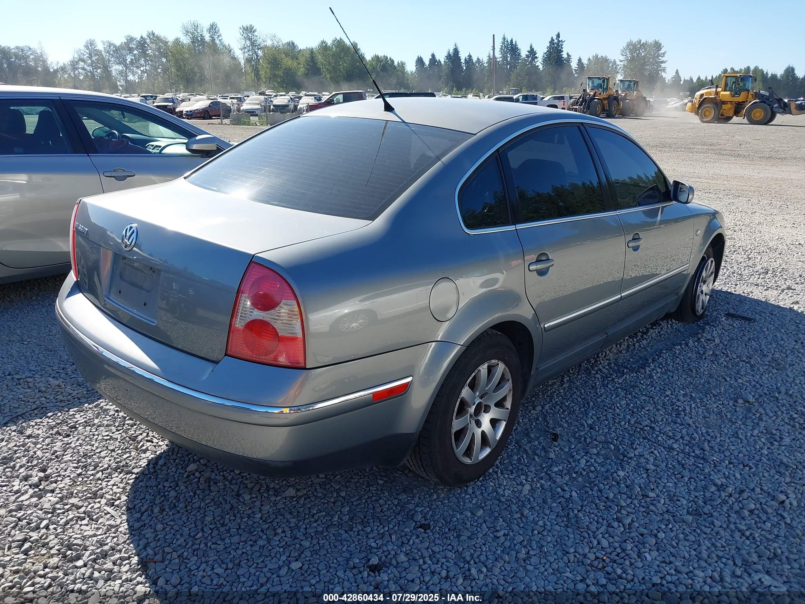 2002 Volkswagen Passat Gls Silver vin: WVWPD63B22P357449