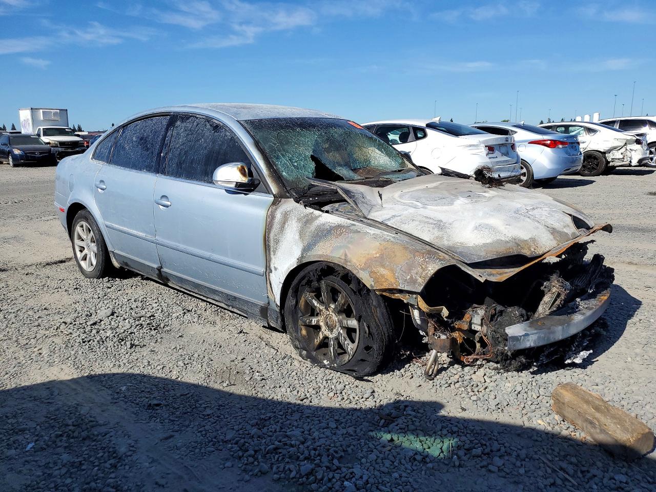 2004 Volkswagen Passat Gls Silver vin: WVWPD63B24E230778