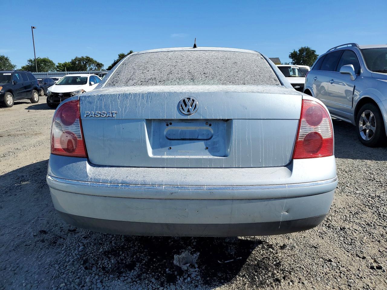 2004 Volkswagen Passat Gls Silver vin: WVWPD63B24E230778