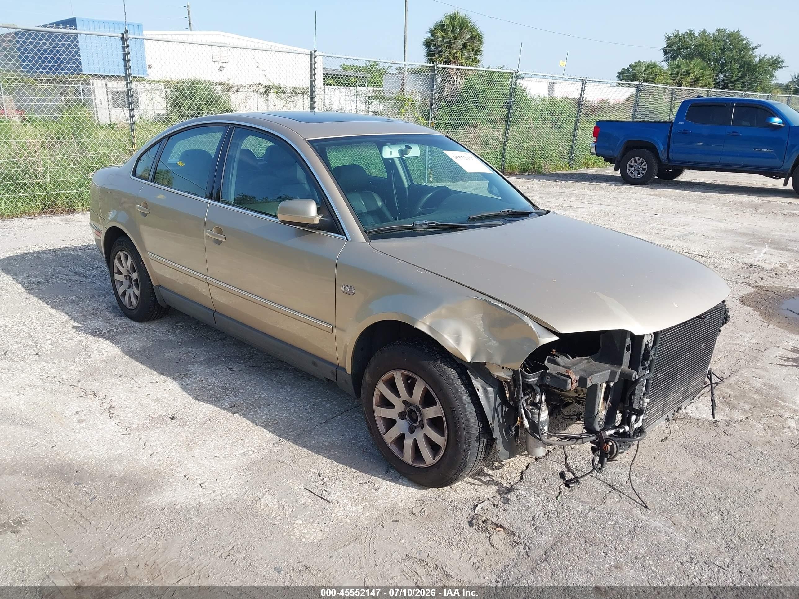 2001 Volkswagen Passat Gls Tan vin: WVWPD63B31E124657