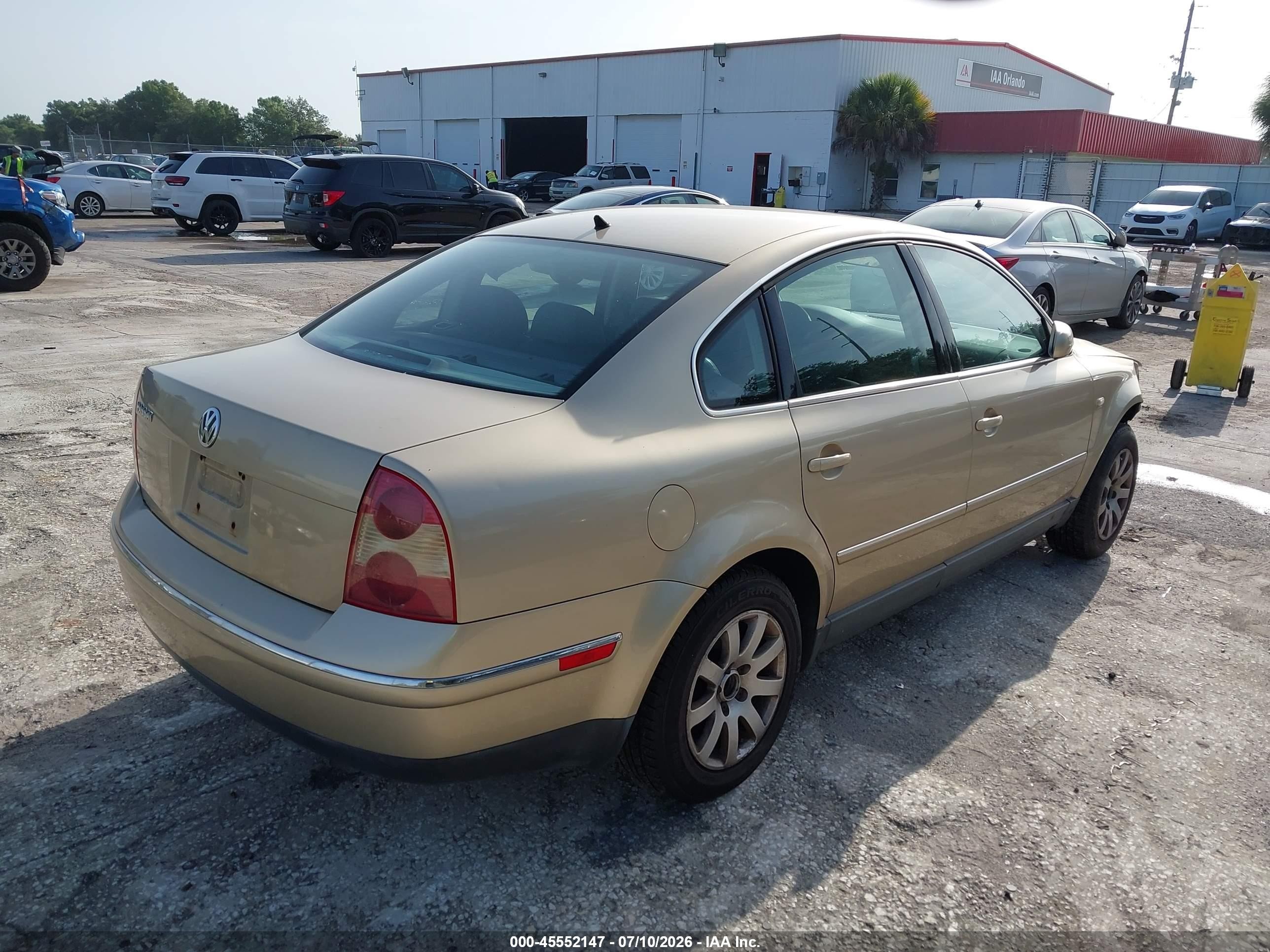 2001 Volkswagen Passat Gls Tan vin: WVWPD63B31E124657