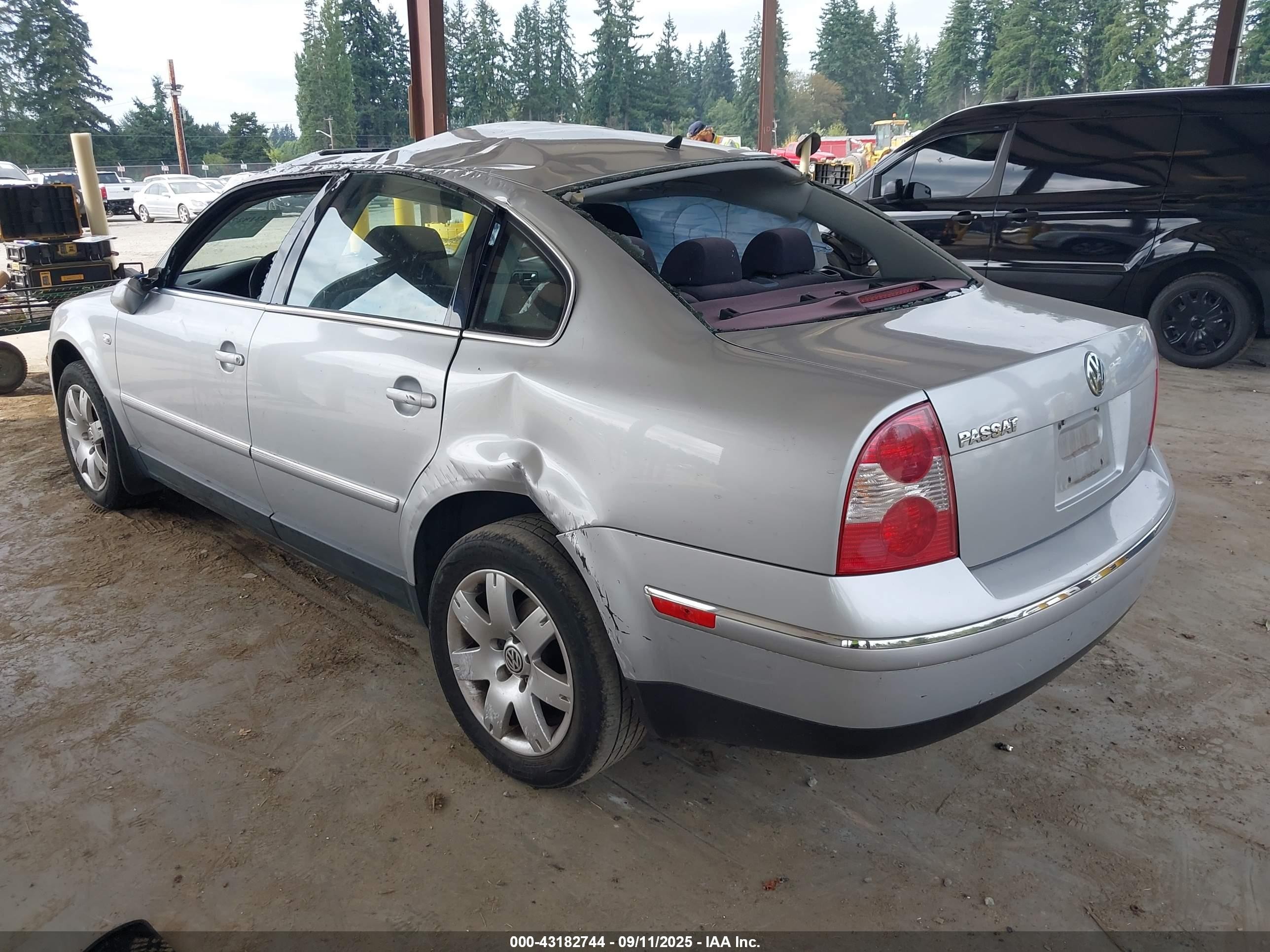 2002 Volkswagen Passat Gls Silver vin: WVWPD63B32P047892