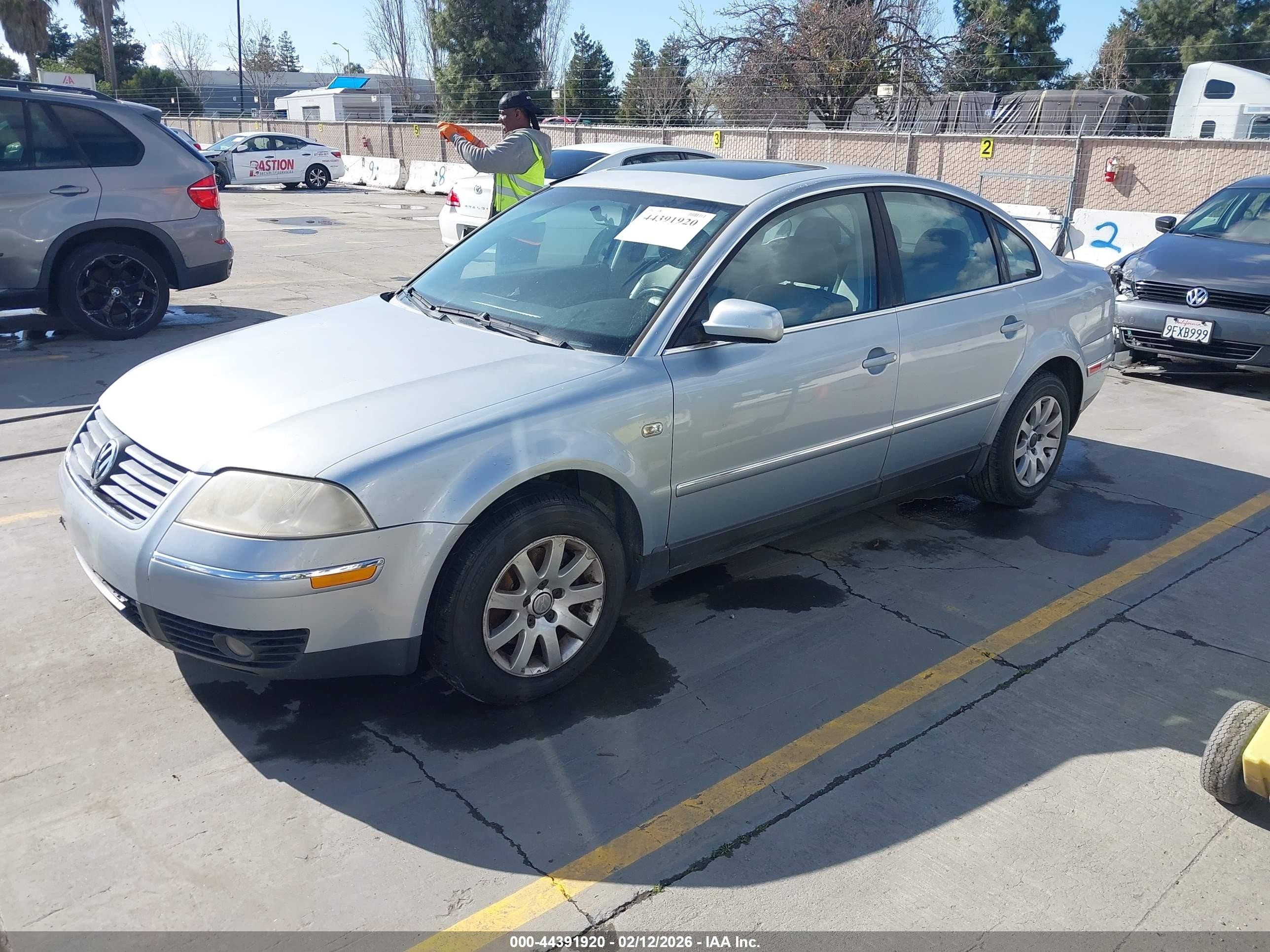 2002 Volkswagen Passat Gls Silver vin: WVWPD63B32P304470
