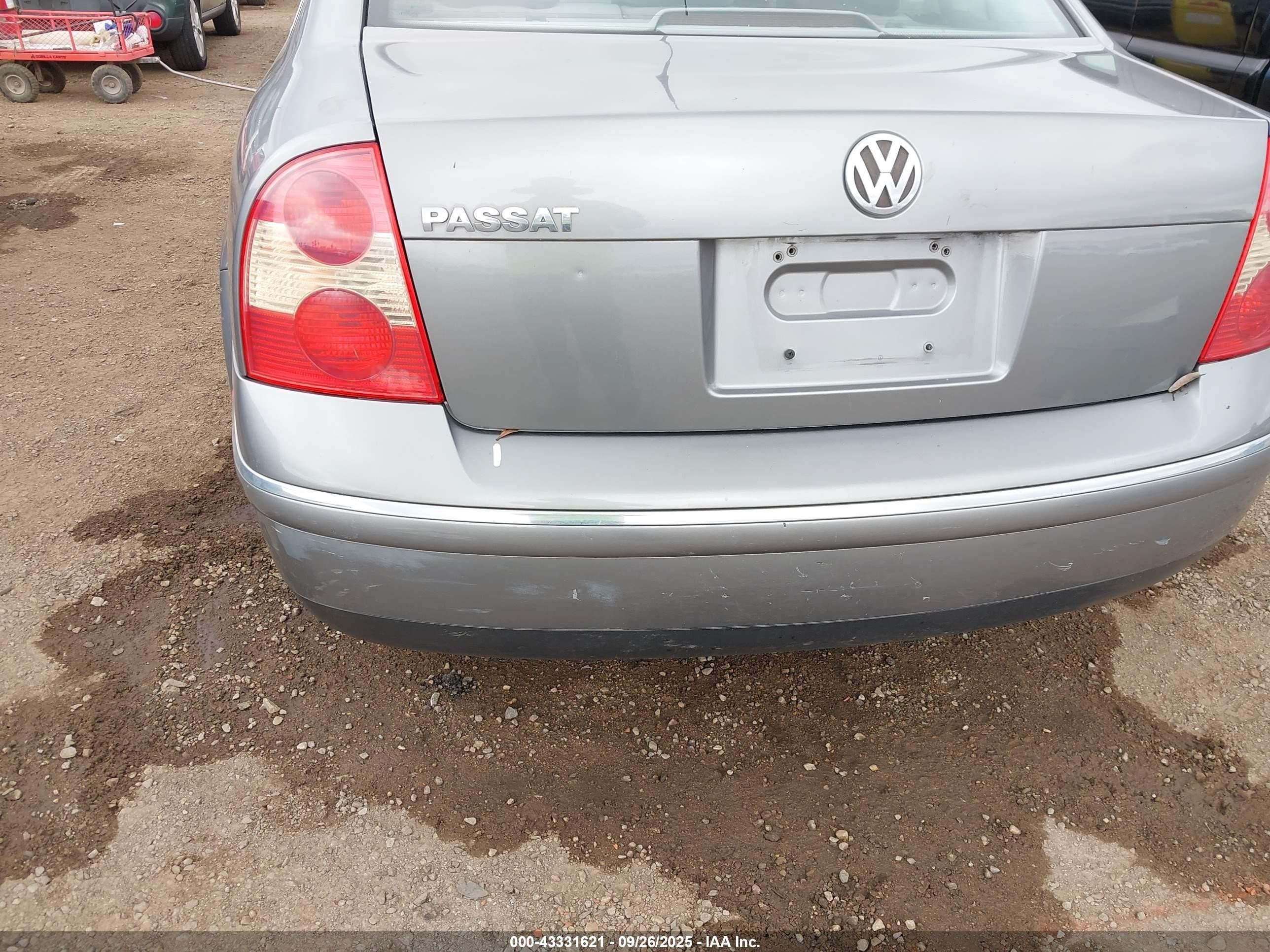 2002 Volkswagen Passat Gls Gray vin: WVWPD63B32P307630